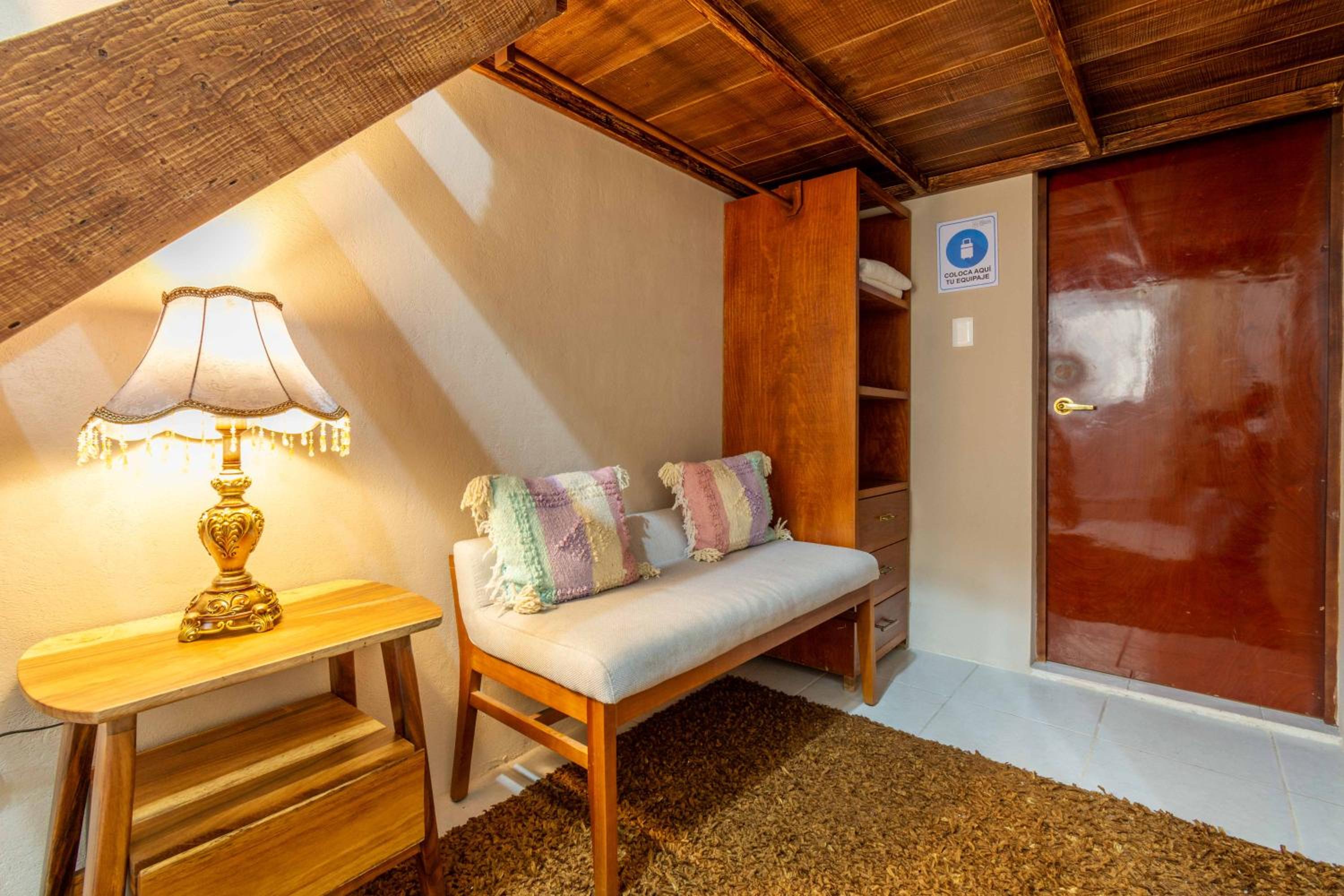 Large Double Room photo 1