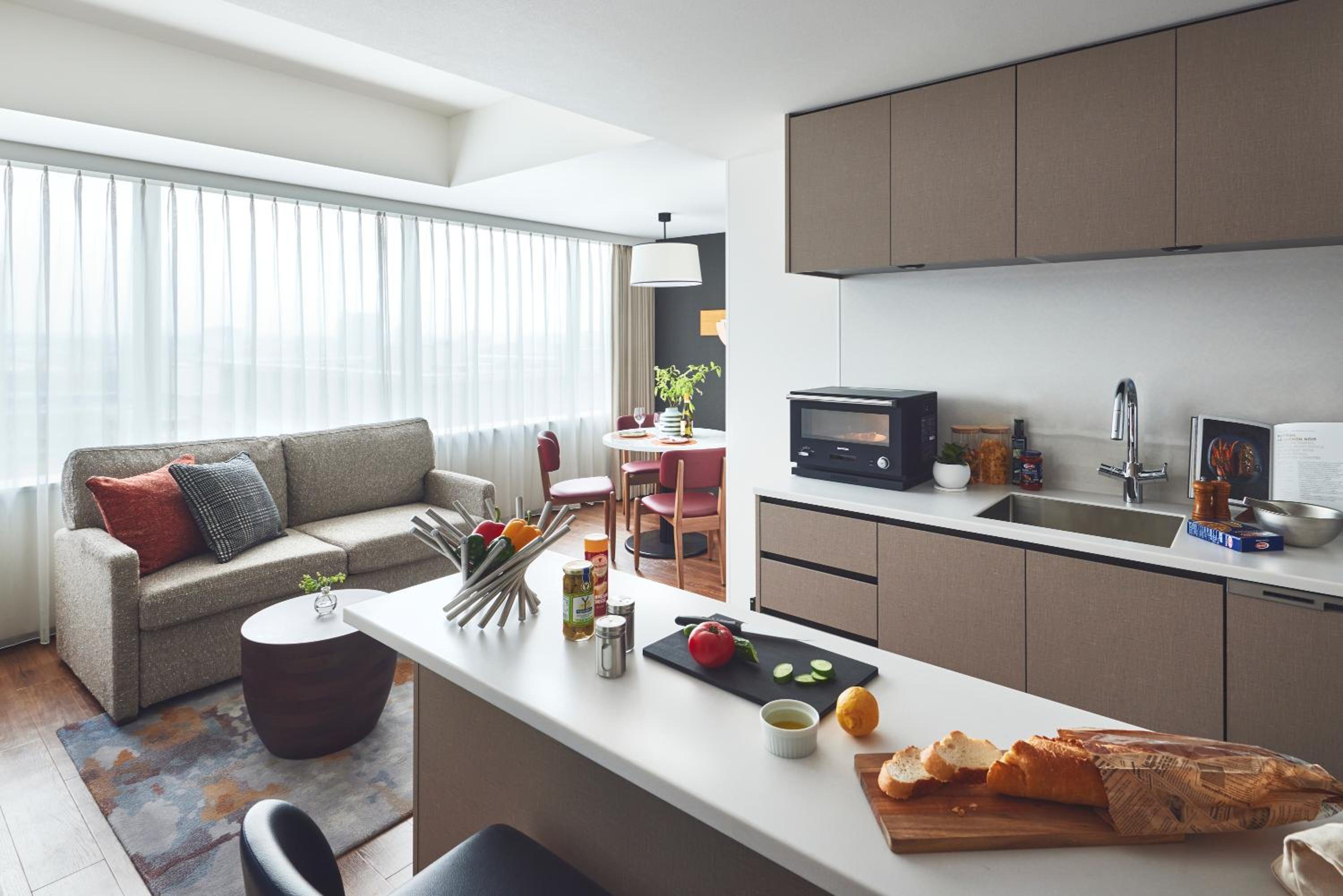2 Bedroom - Photo 6