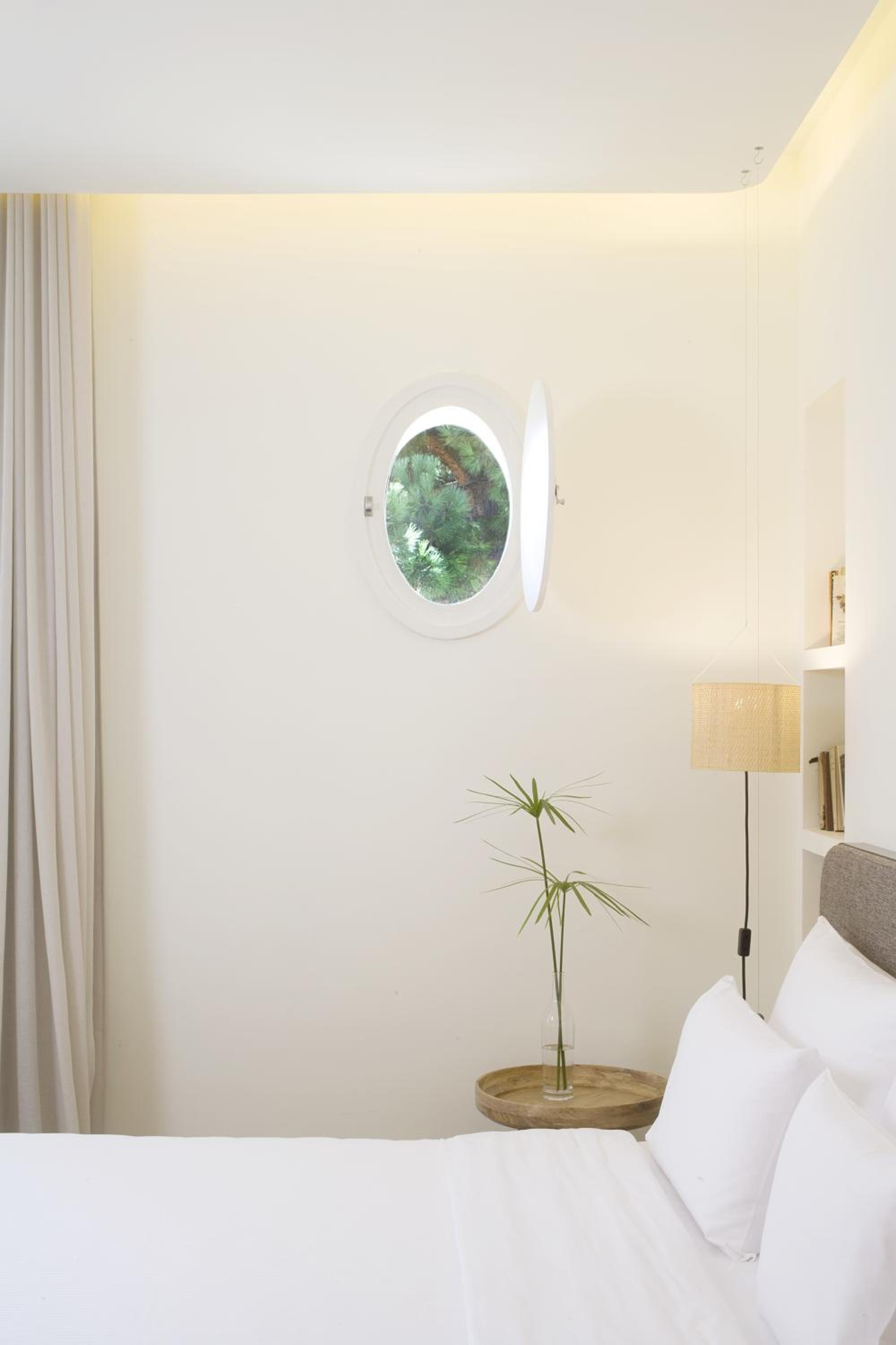 Habitación Doble con Vista al Jardín y Balcón