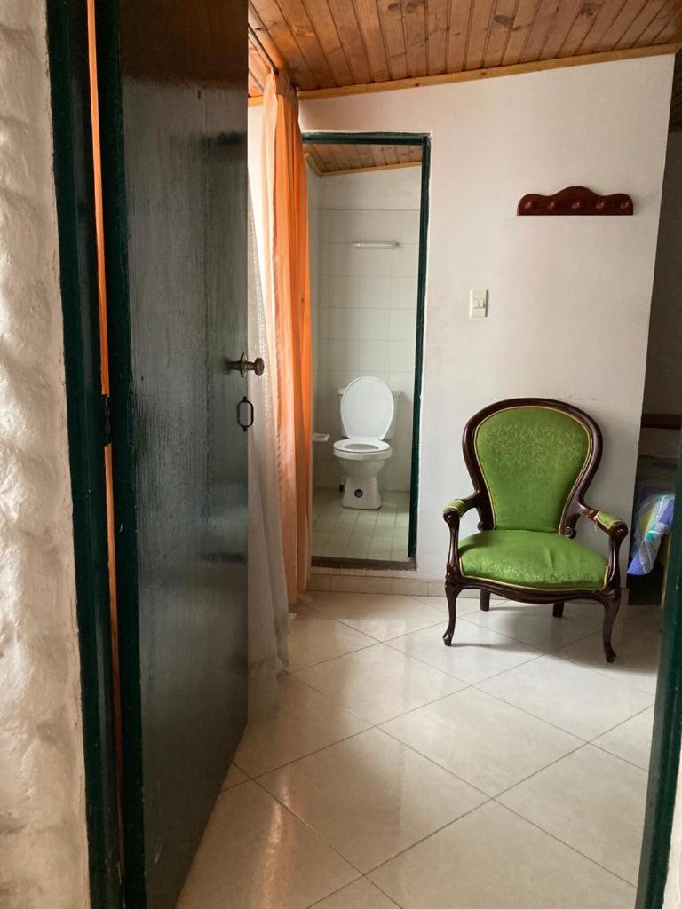Family Room with Bathroom photo 1