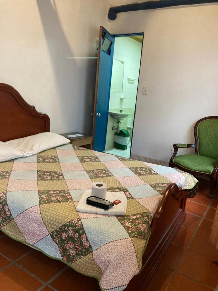 Double Room with Private Bathroom photo 3