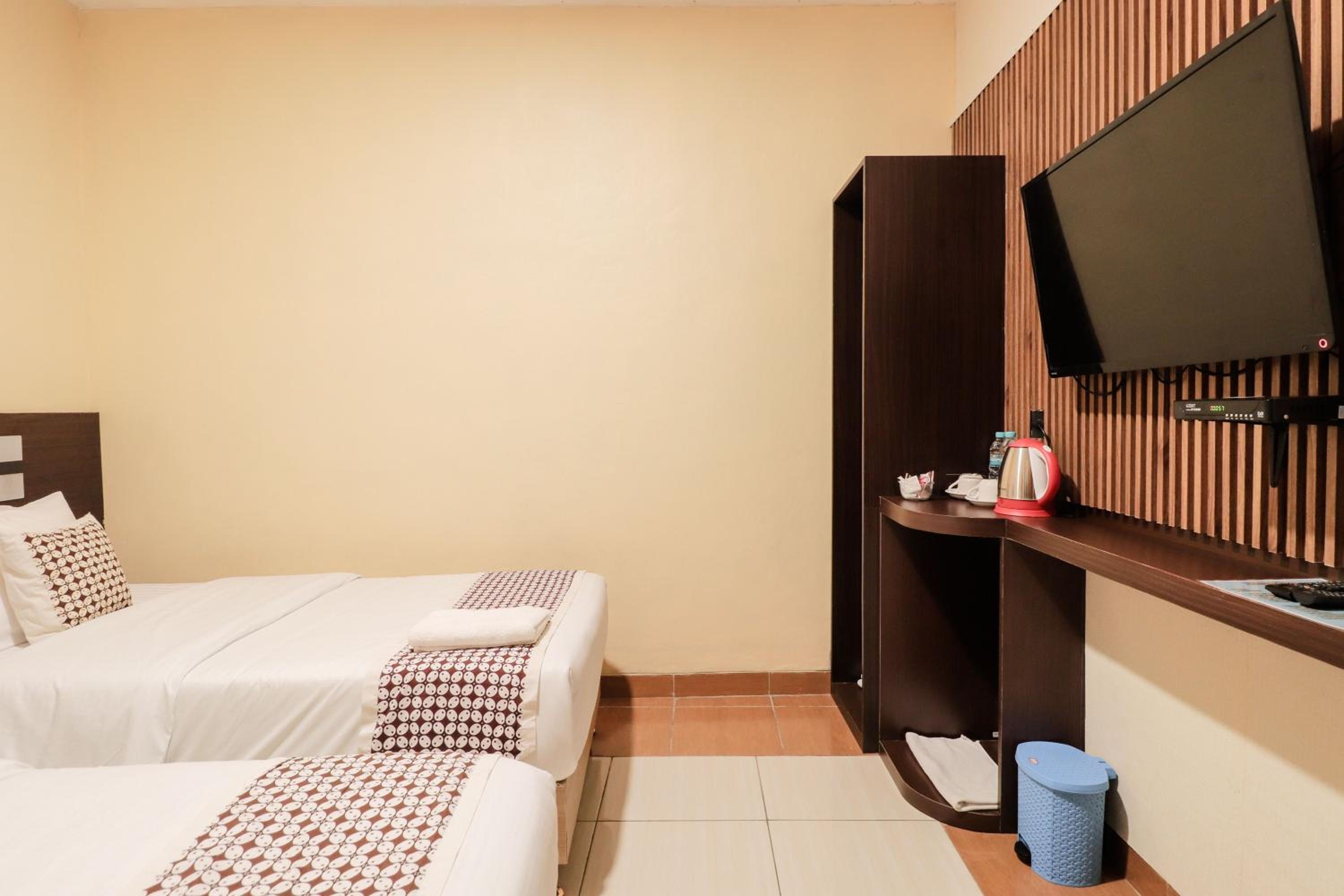 Superior Twin Room - Photo 6