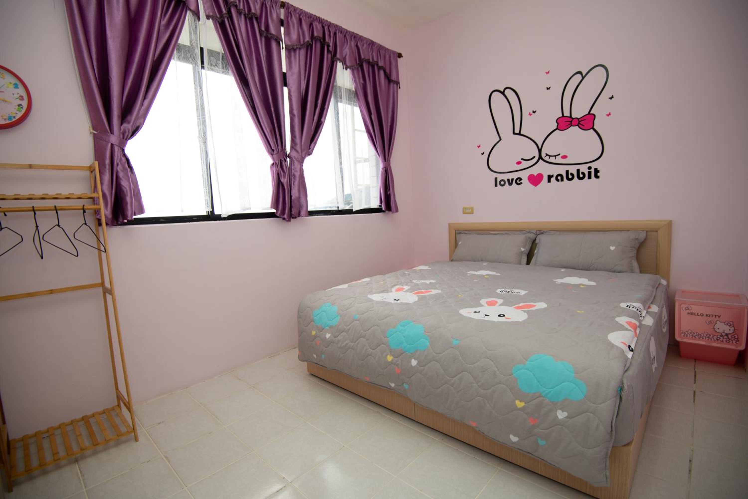 King Room with Balcony photo 1