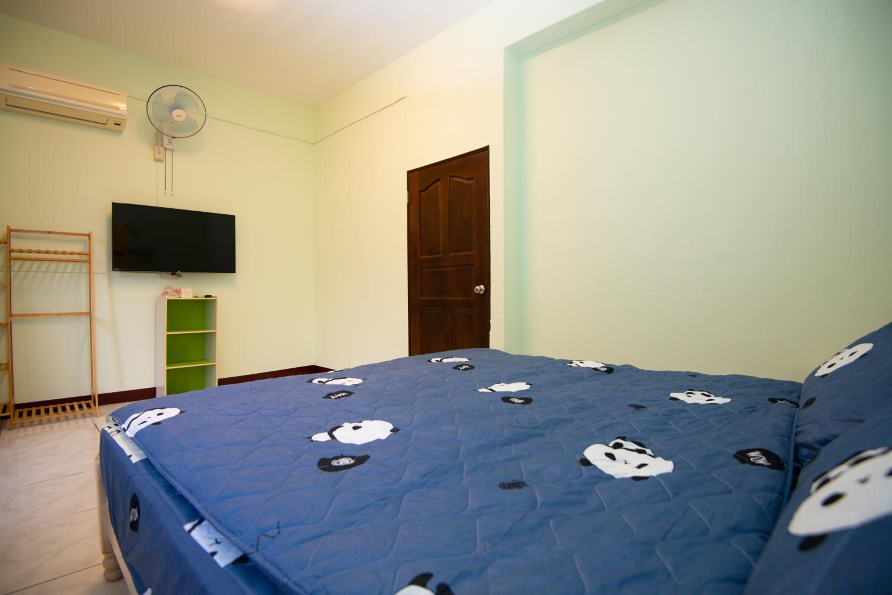 King Room with Balcony photo 2