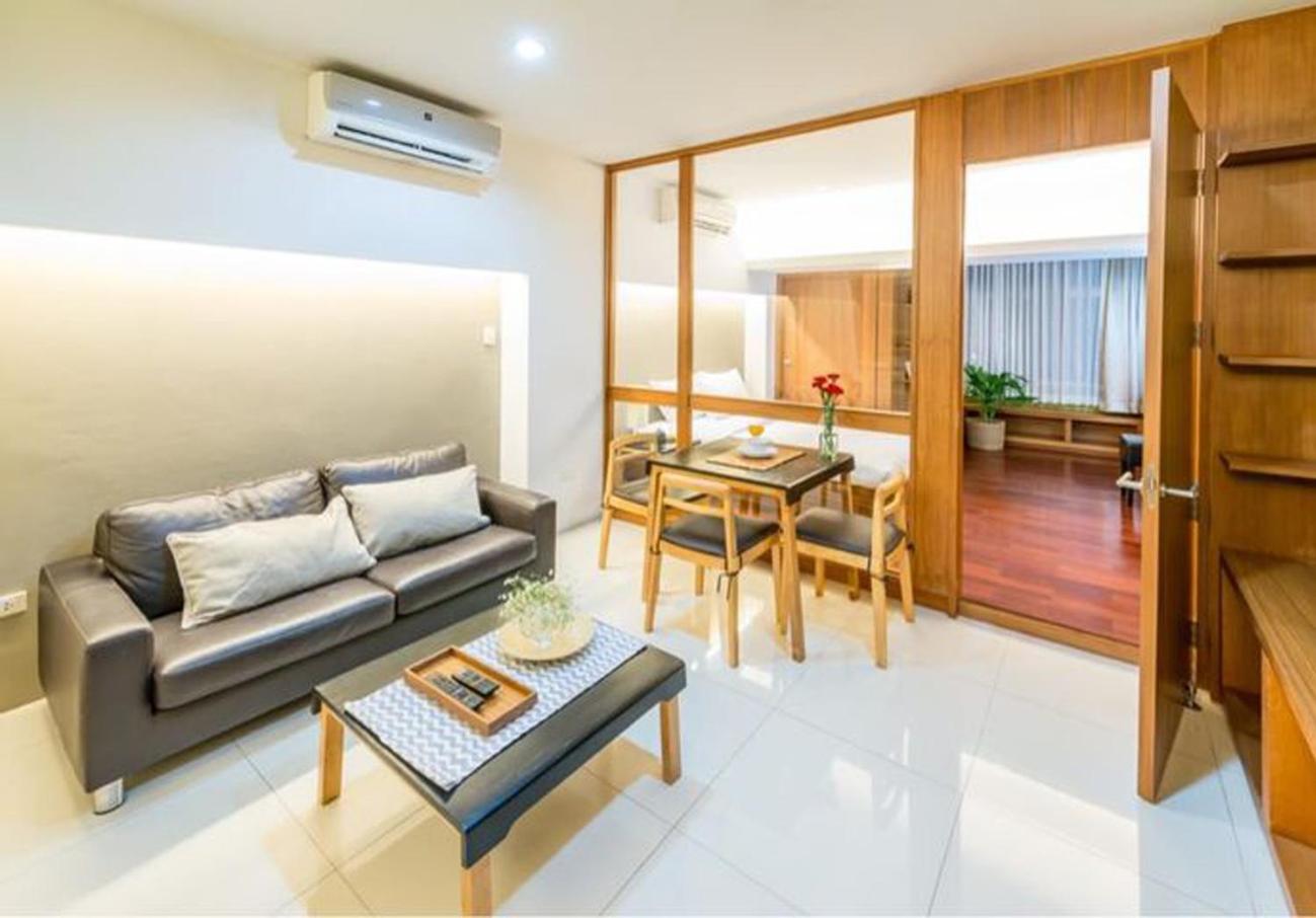 One-Bedroom Suite - Photo 1