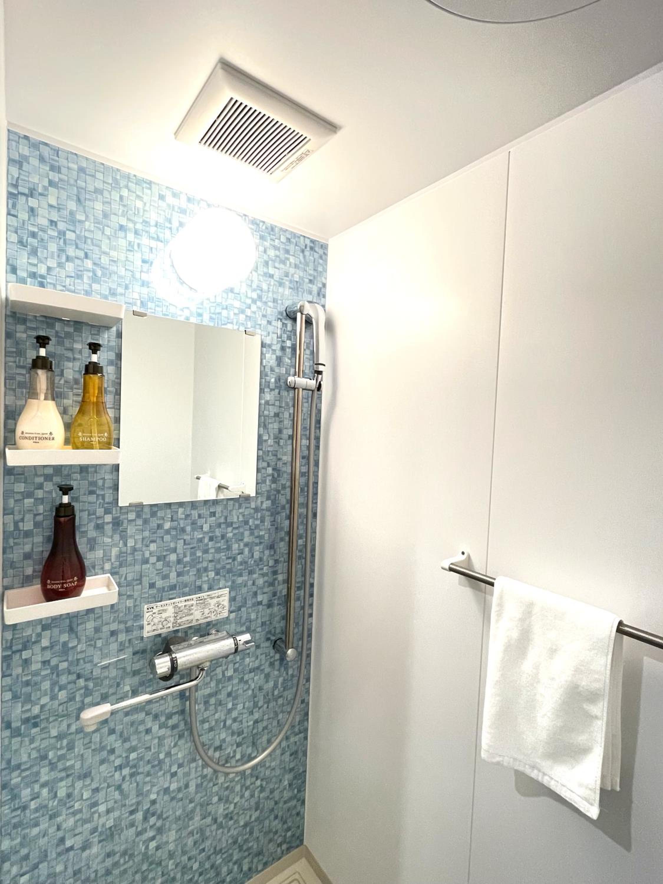 Standard Twin Room - Photo 6