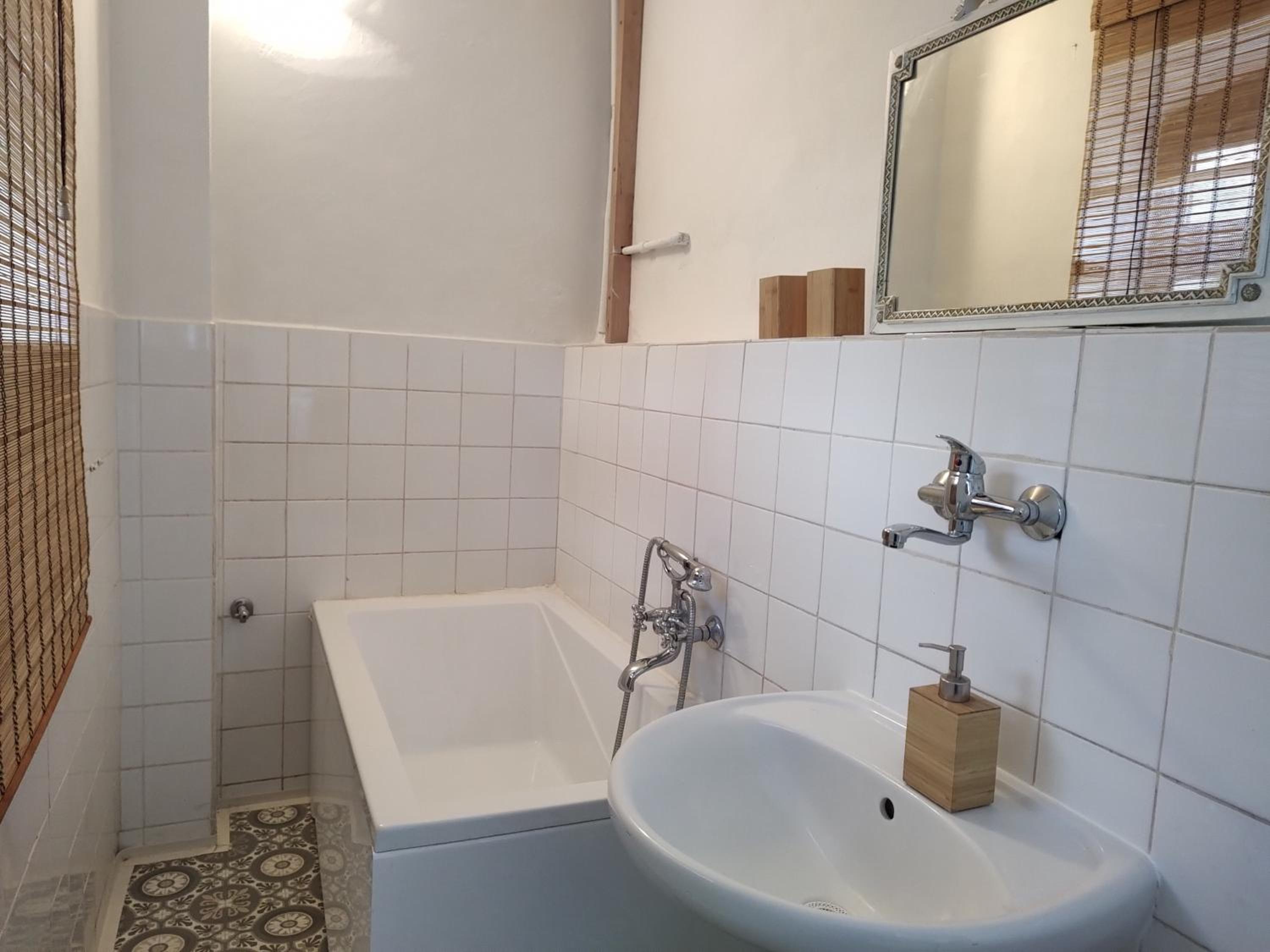 Comfort Triple Room - Photo 23