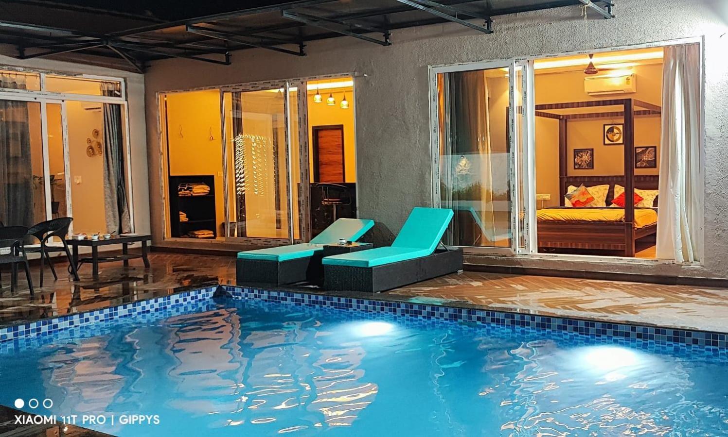Three-Bedroom Villa photo 2