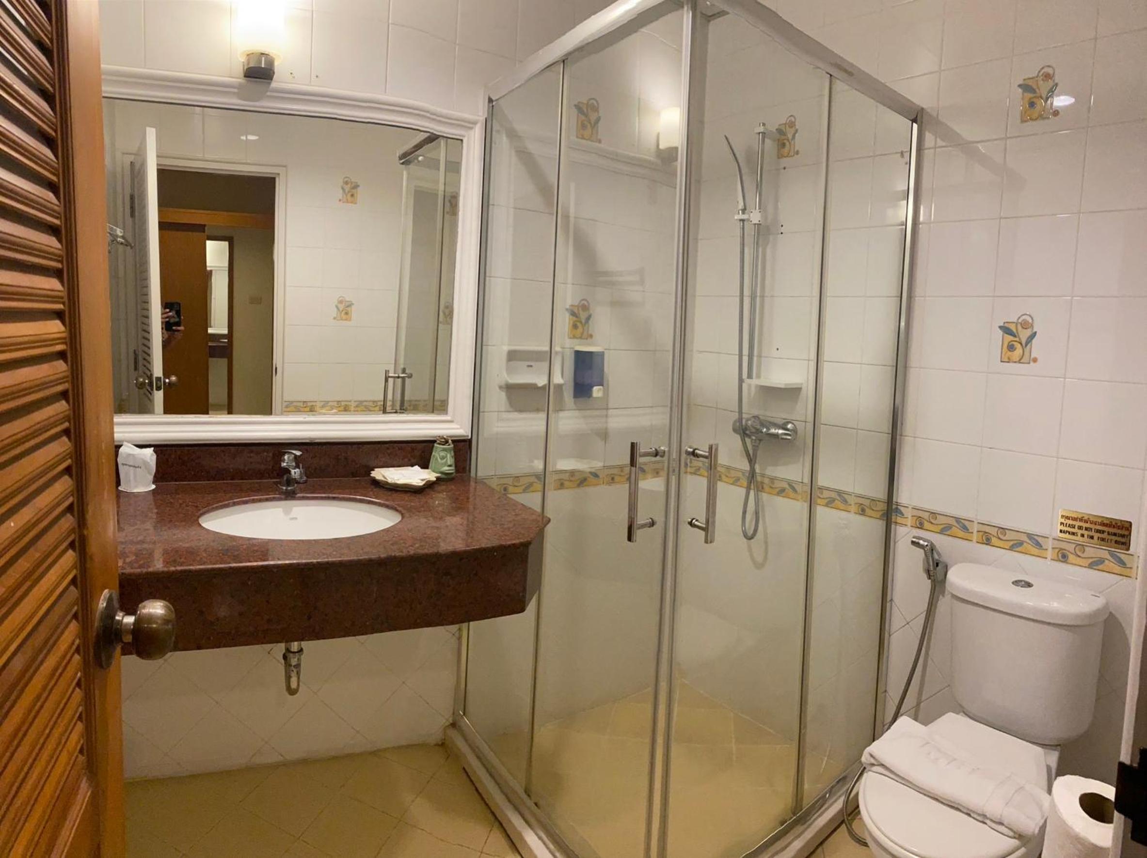 Standard Double or Twin Room with Balcony photo 3