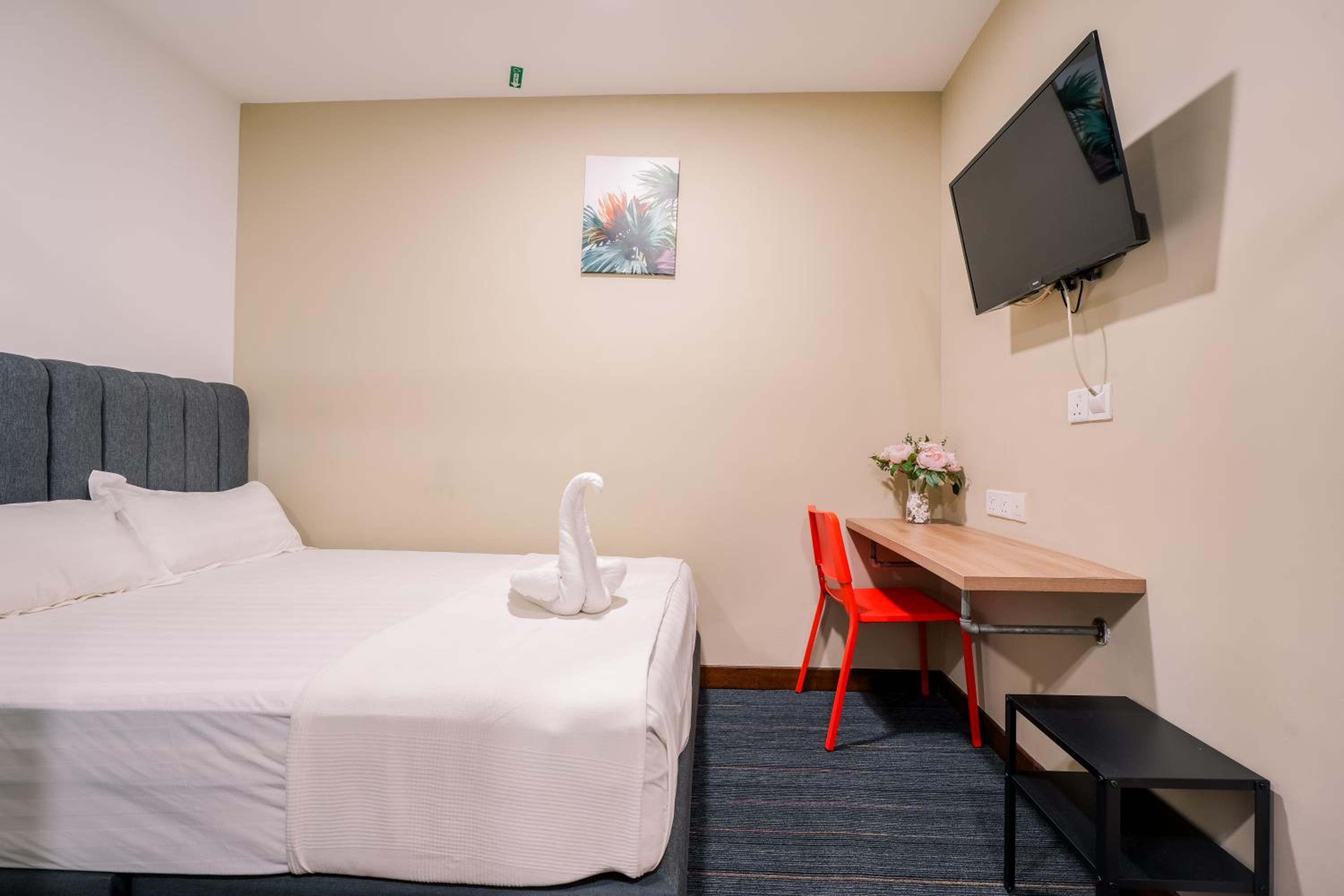 Double Room with Private Bathroom - Photo 1