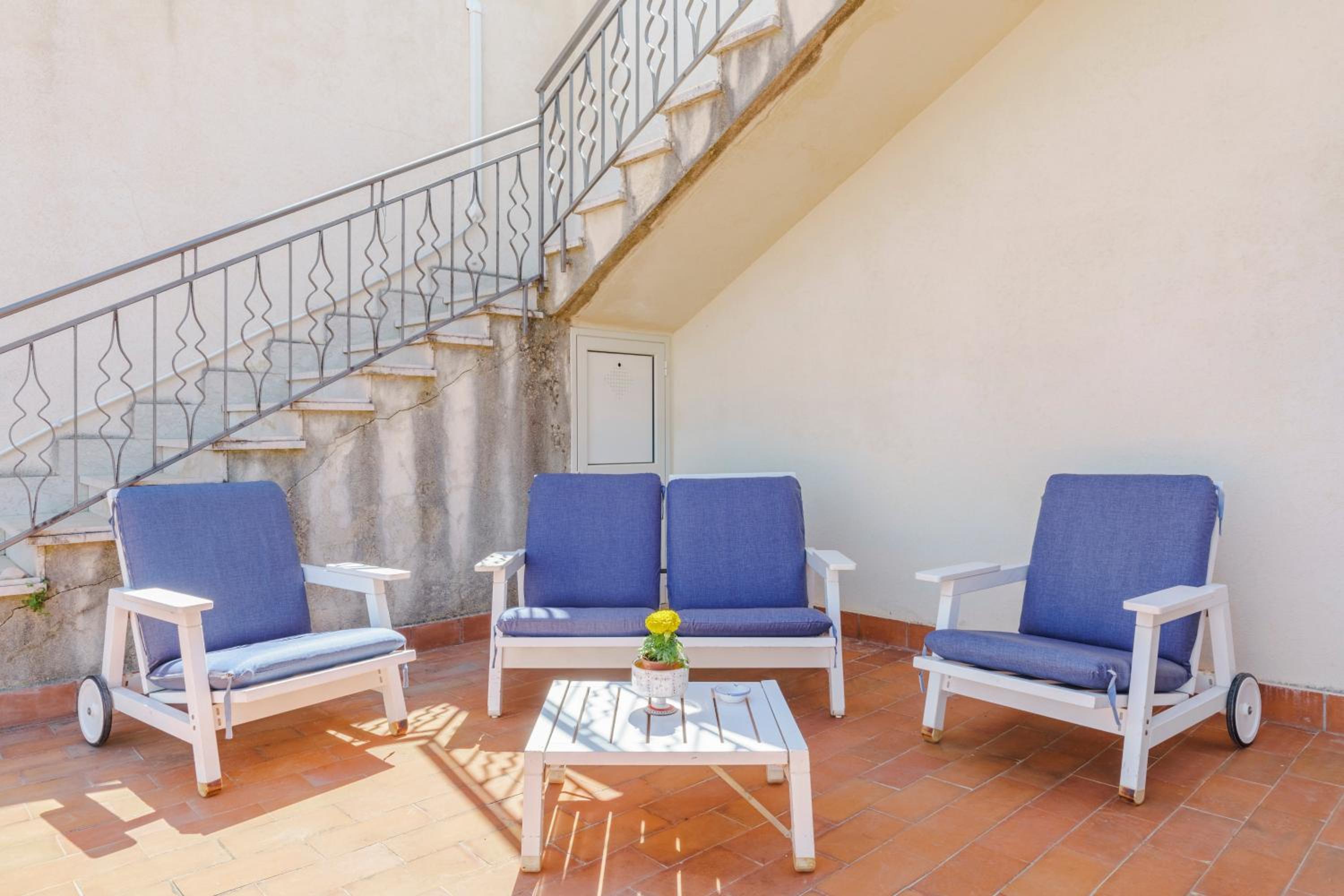 Three-Bedroom Villa photo 2