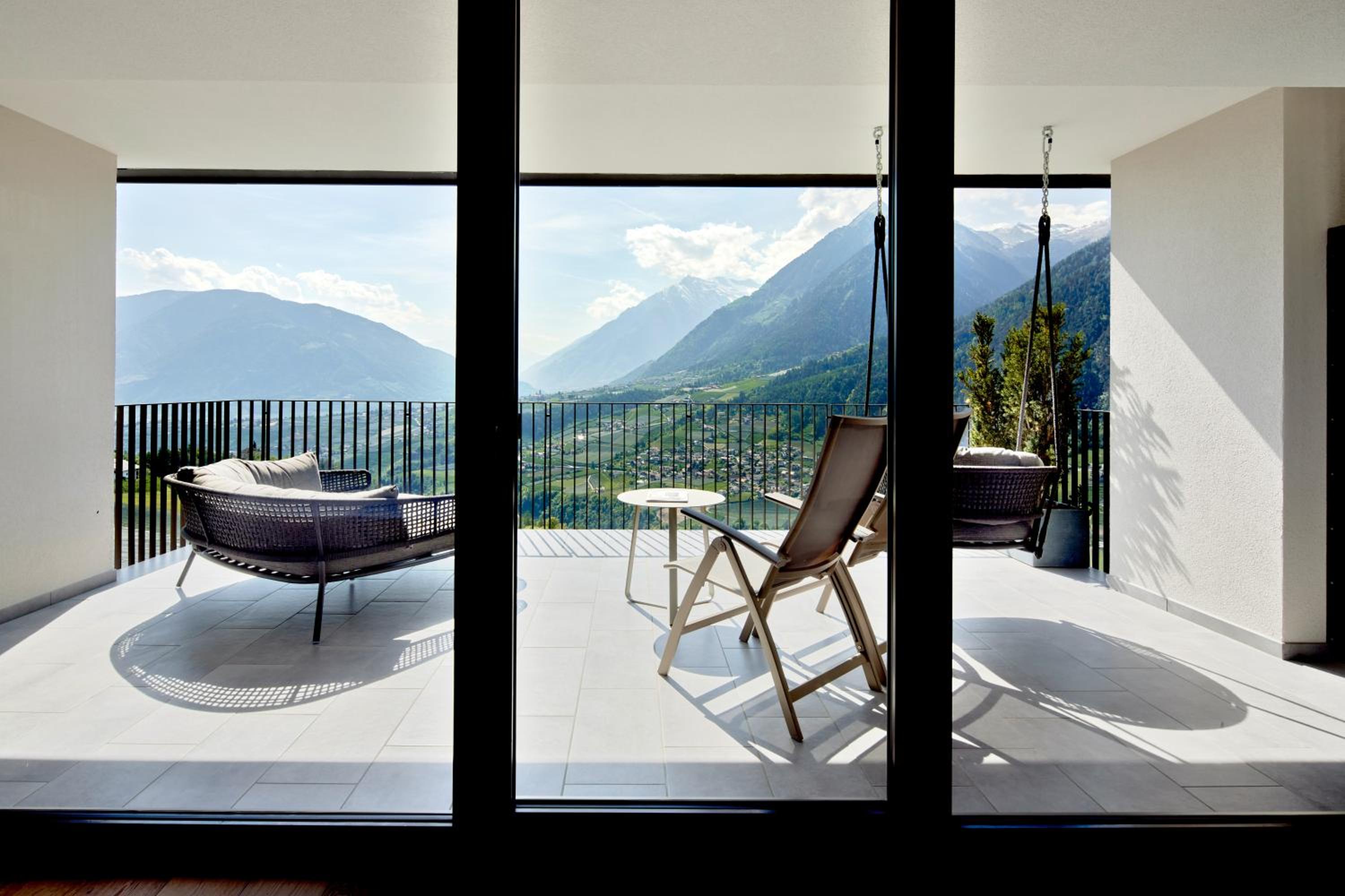 Junior Suite with Balcony photo 2