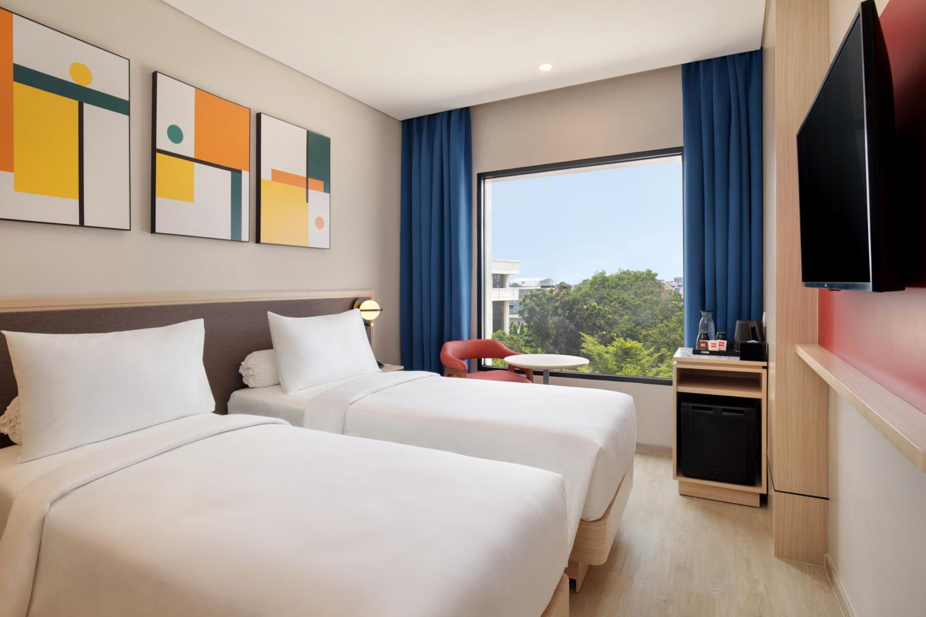 Standard Twin Room - Photo 4