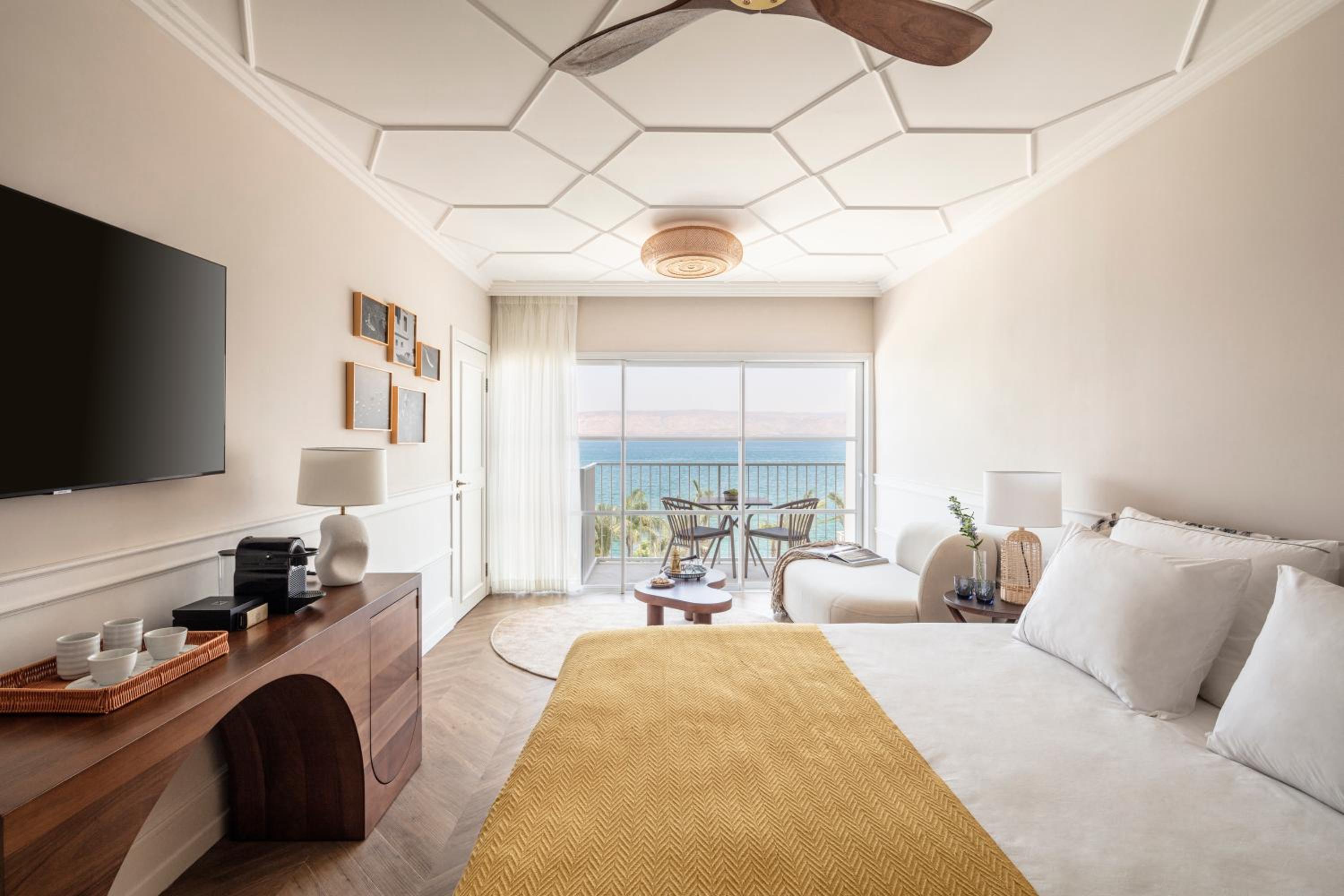 Kinneret Room With Balcony
