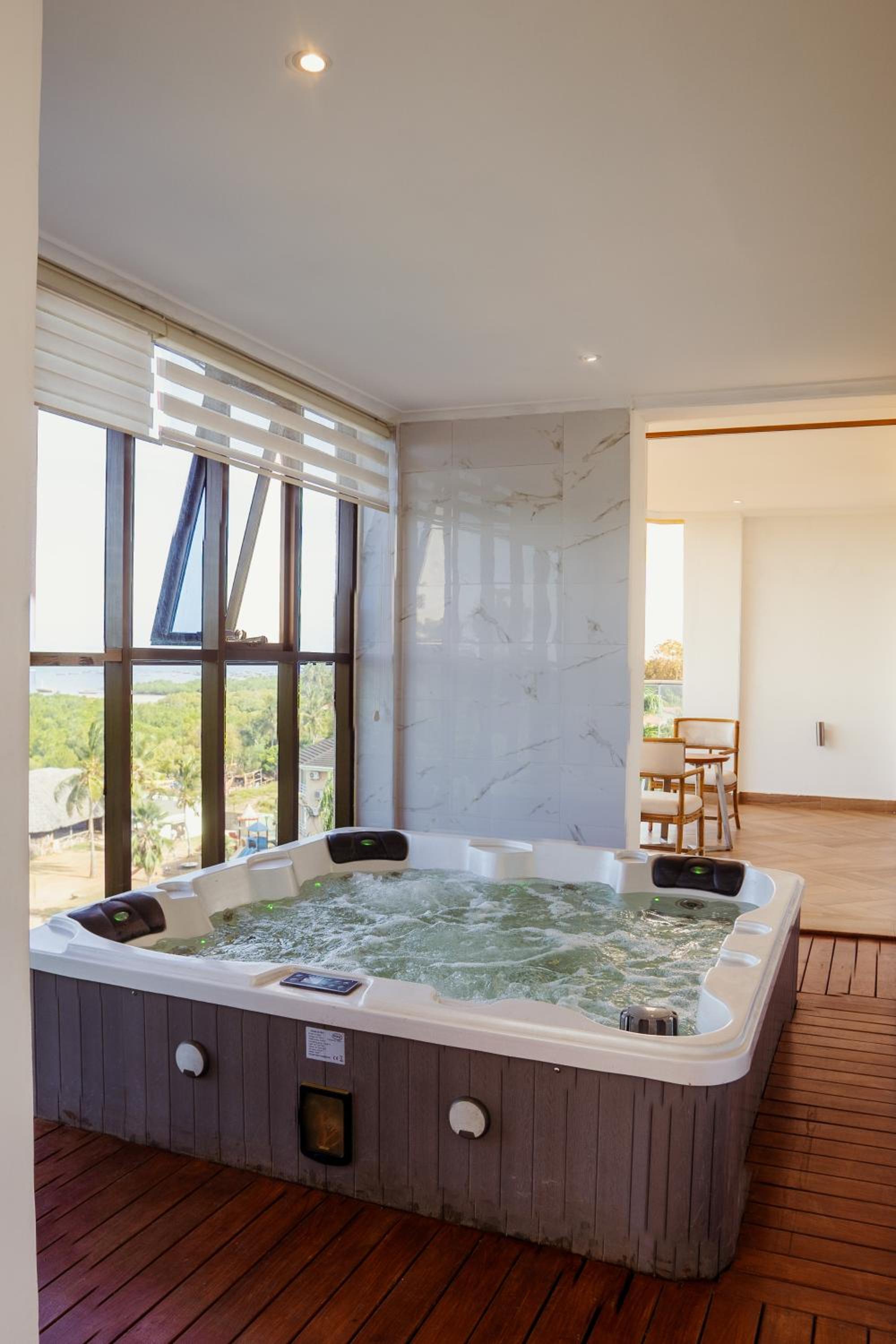 Presidential Suite photo 2