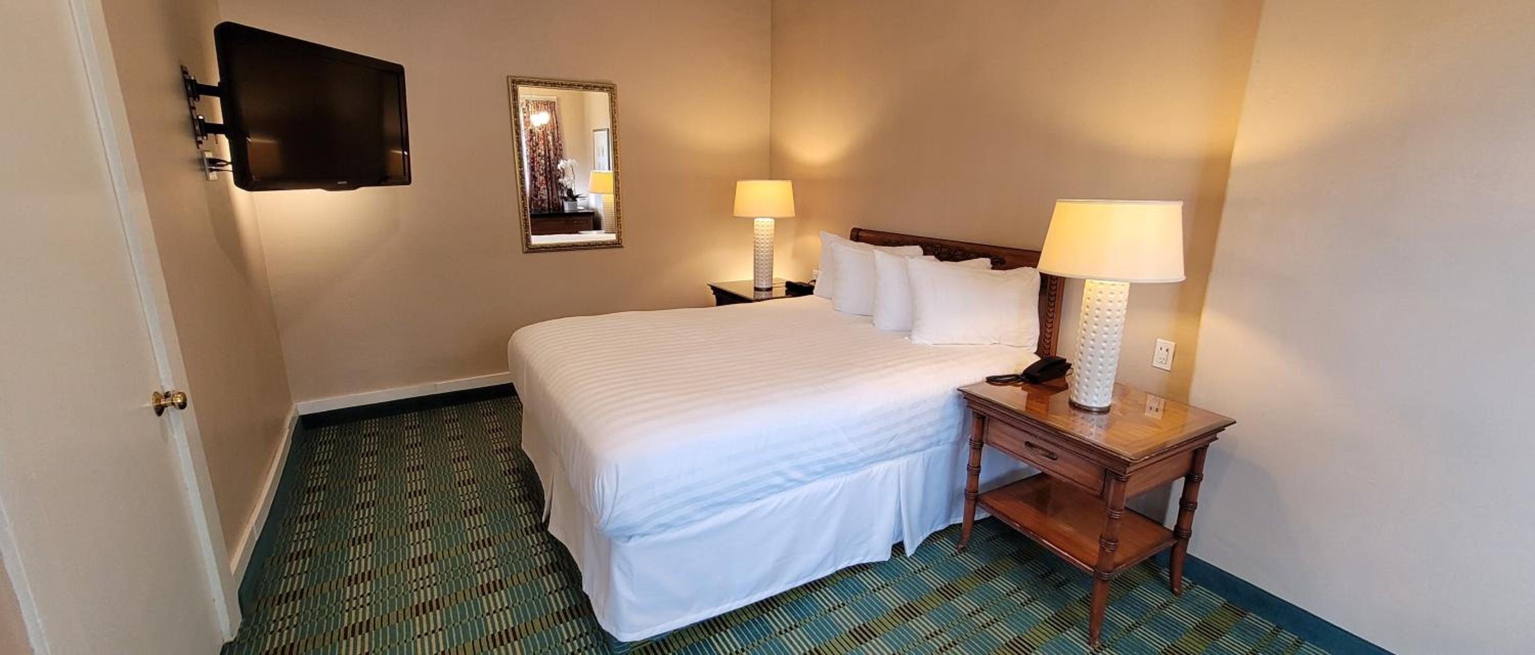 Queen Room