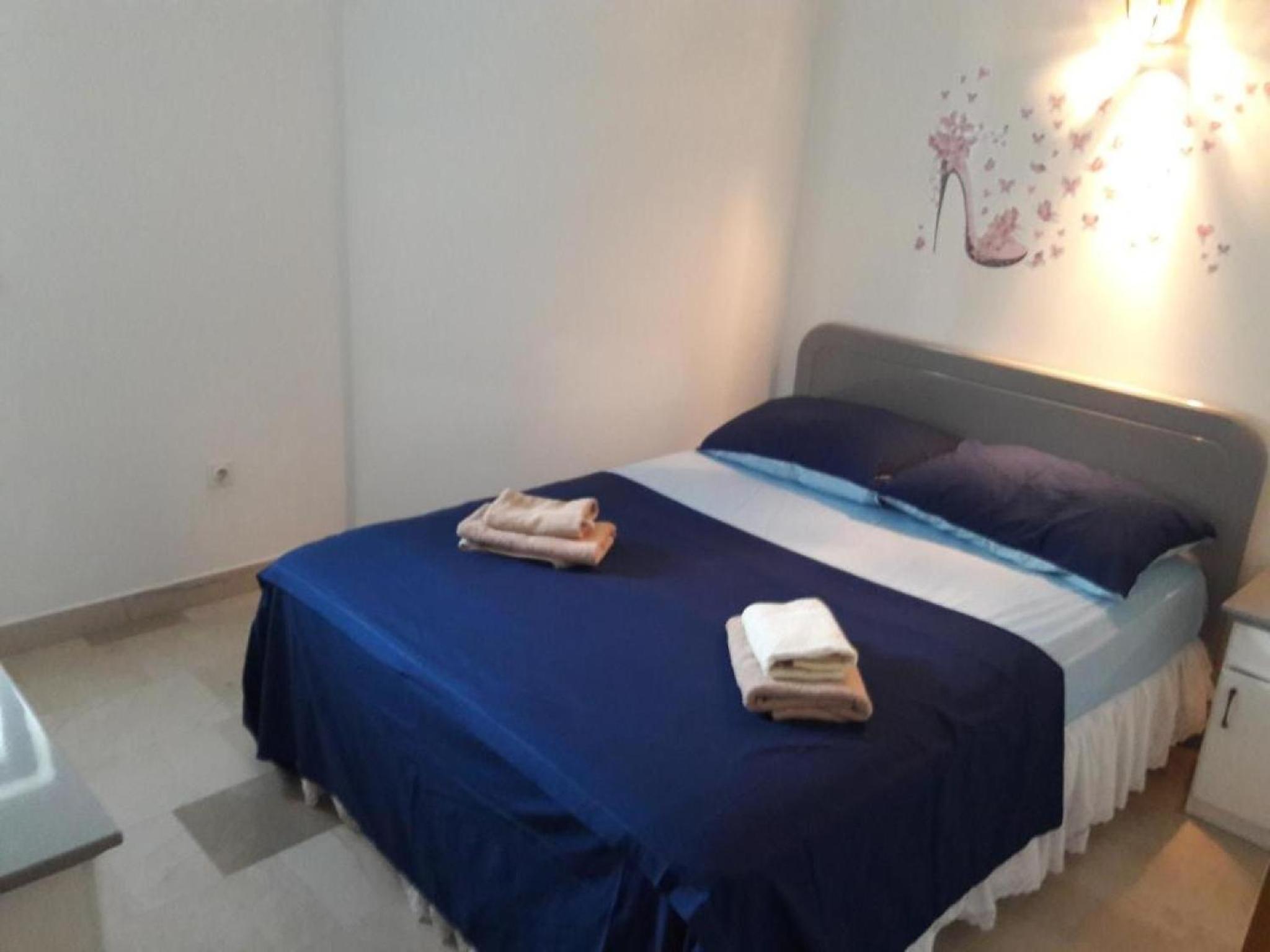 One Bedroom Apartment with Terrace photo 3