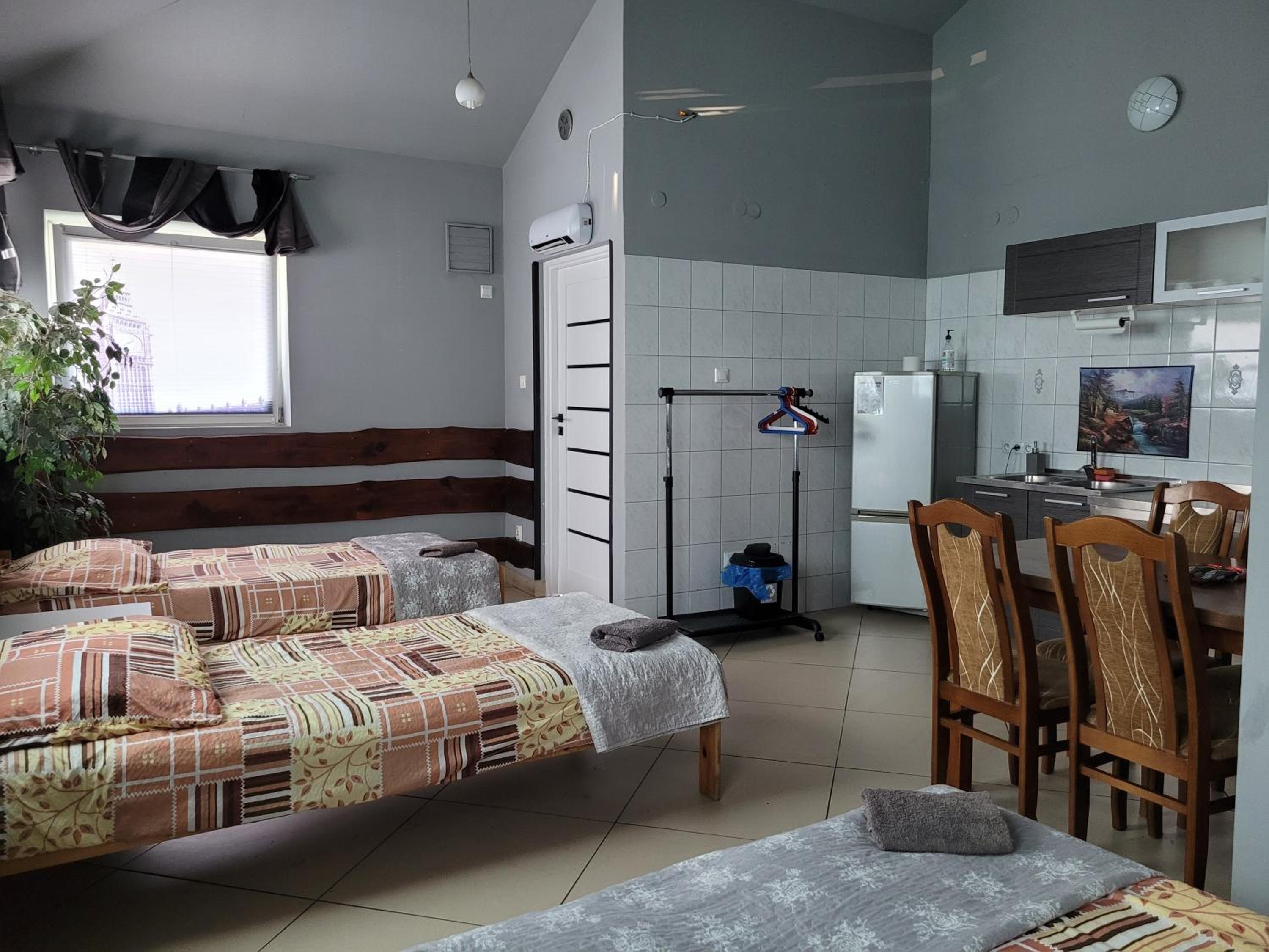 Classic Triple Room - Photo 1
