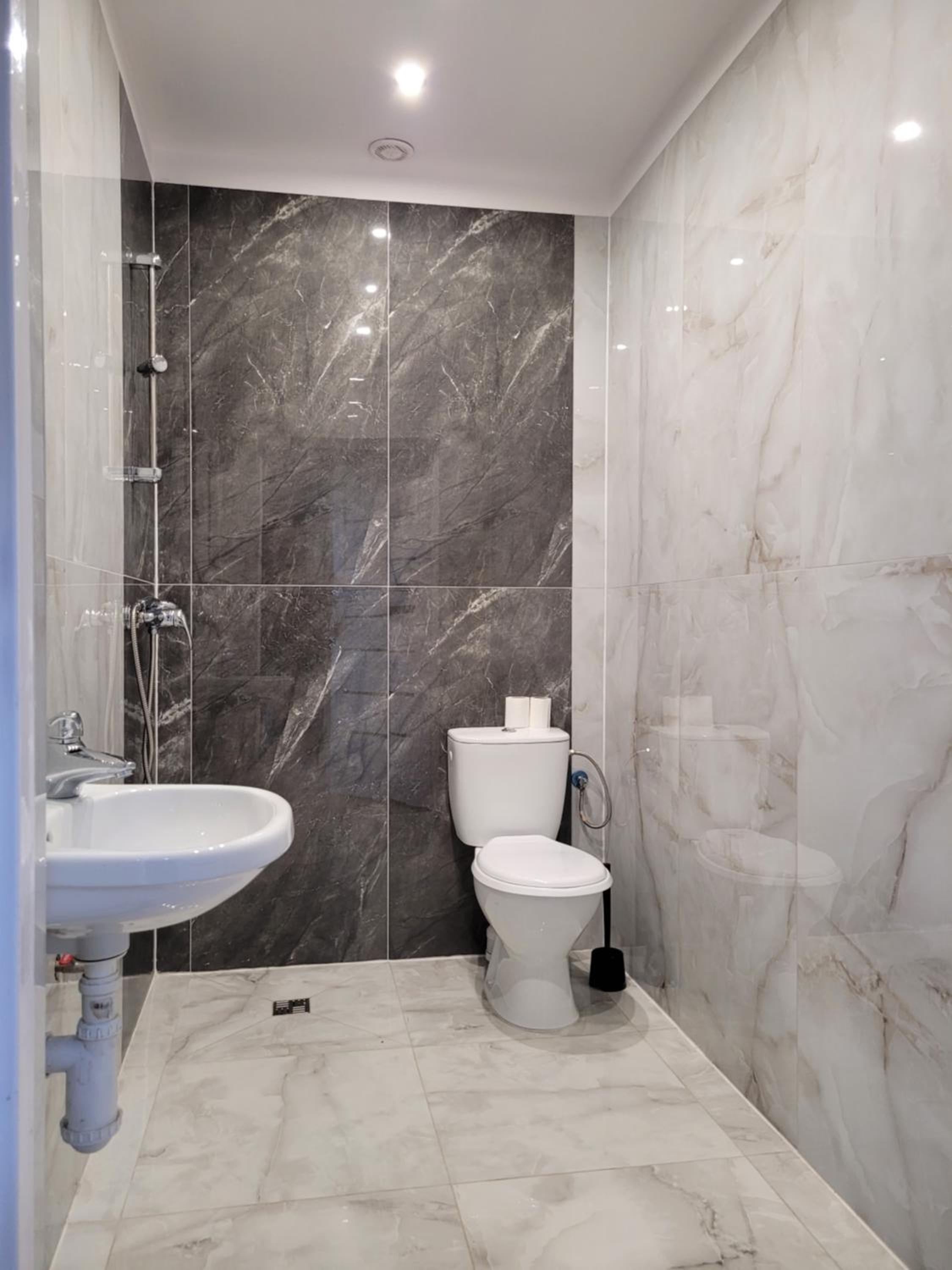Classic Triple Room - Photo 6