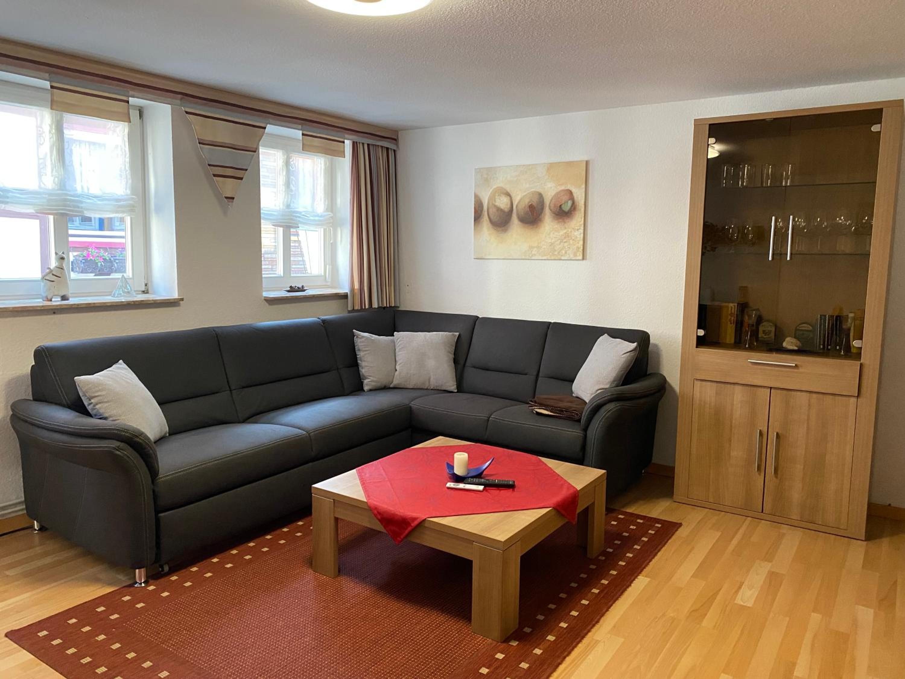 One-Bedroom Apartment - Photo 4