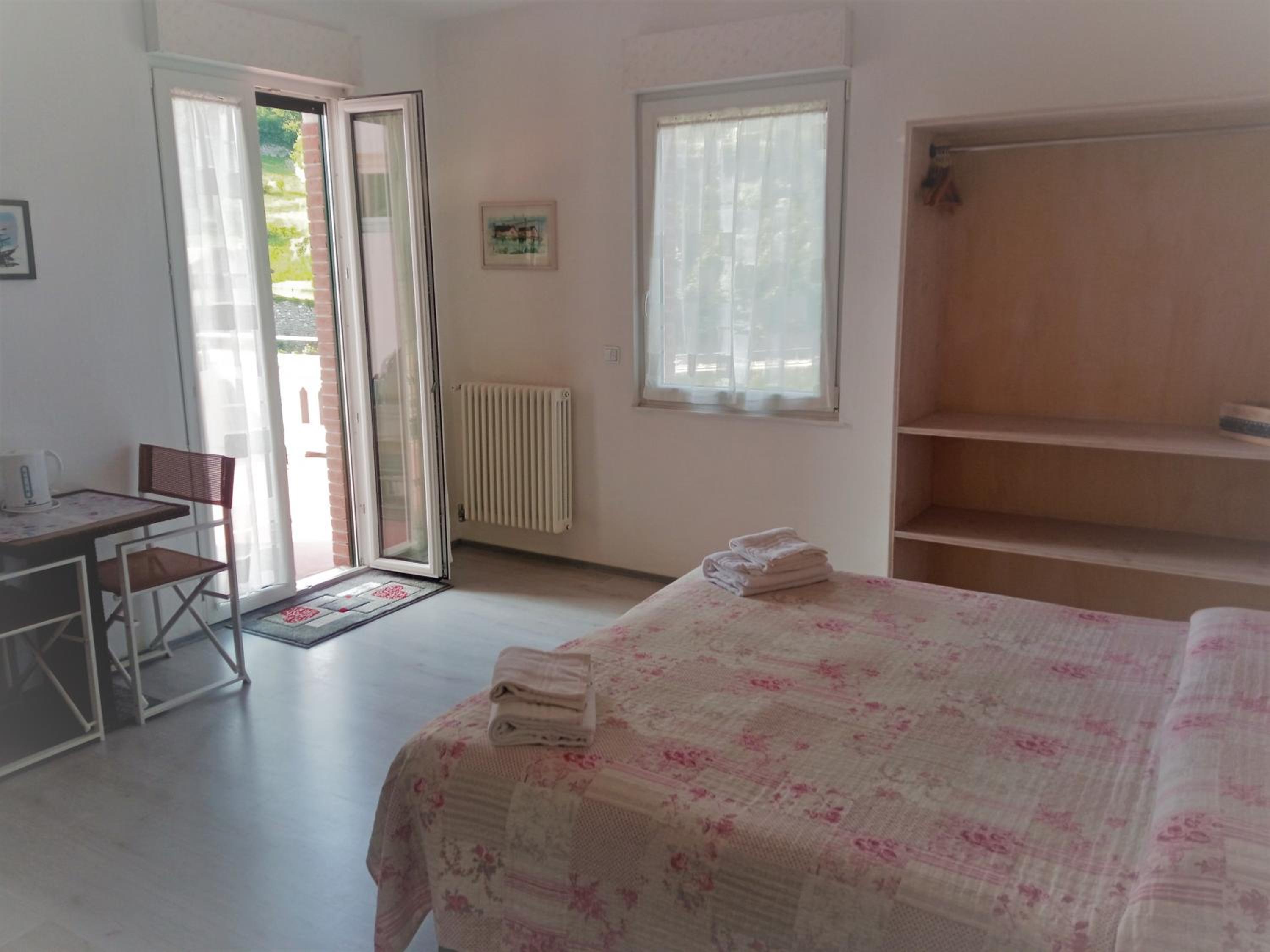 Double Room with Terrace with private bathroom photo 1