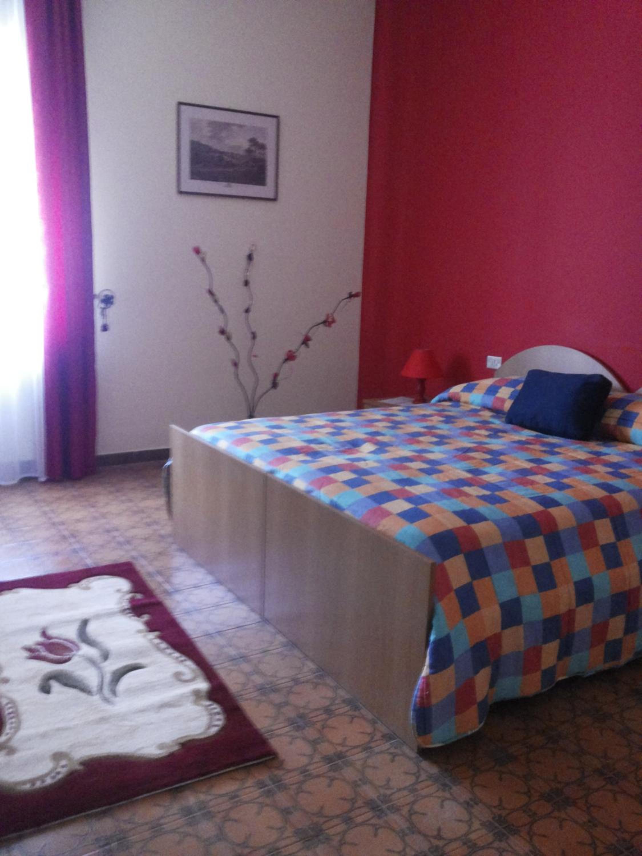 Deluxe Room (2 Adults + 1 Child) - Photo 4