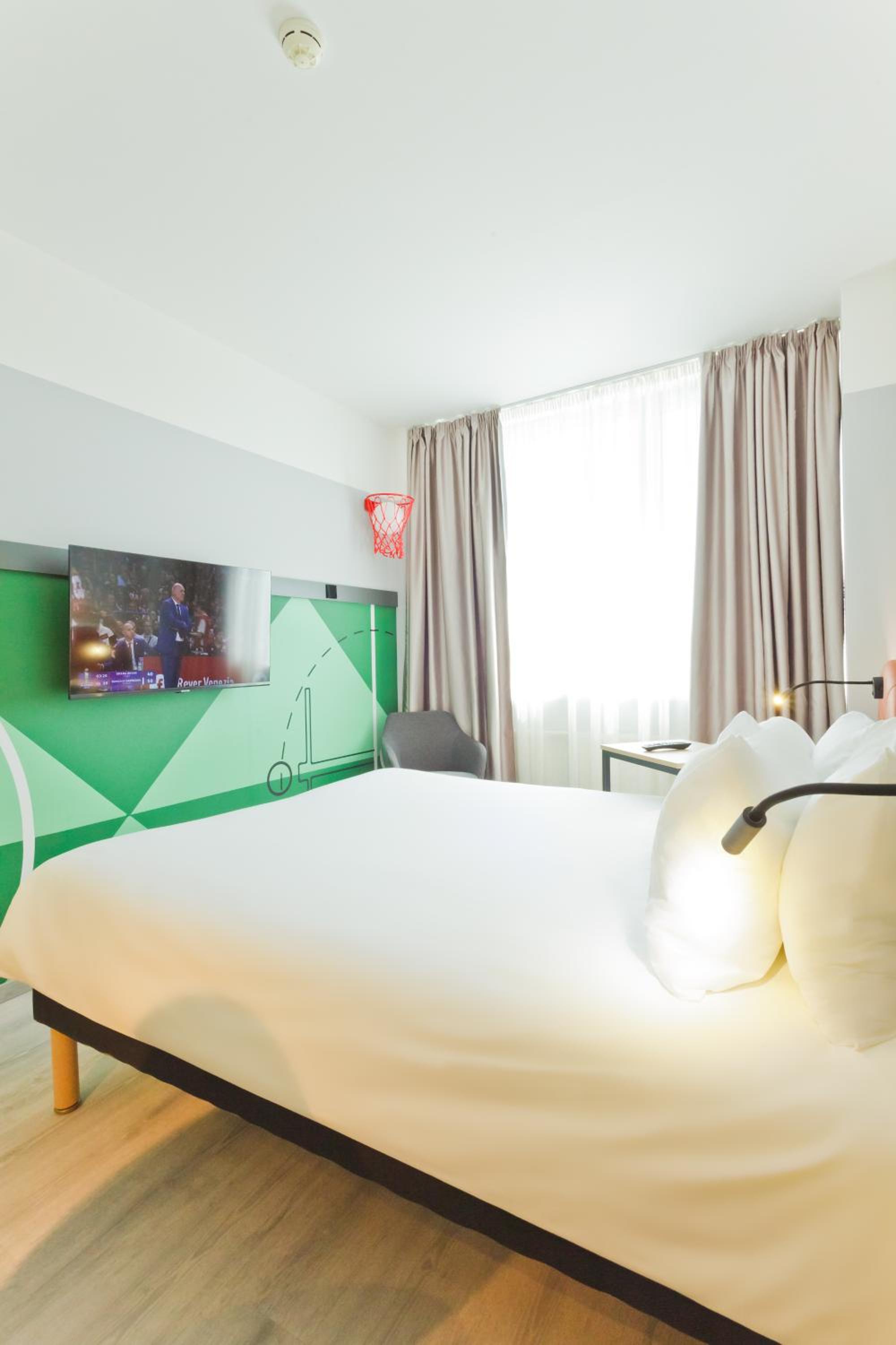 Double Room - Photo 3