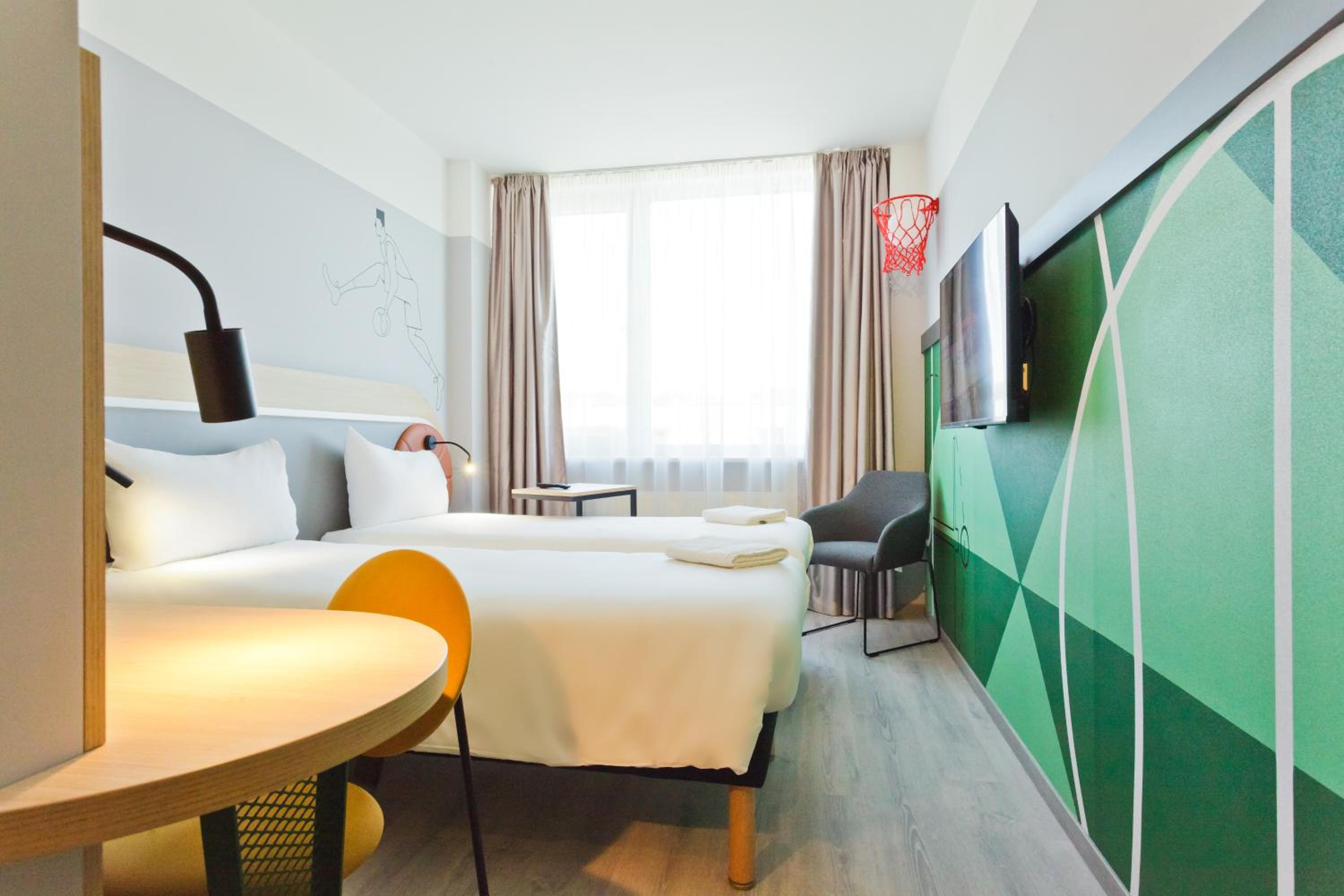 Twin Room - Photo 1