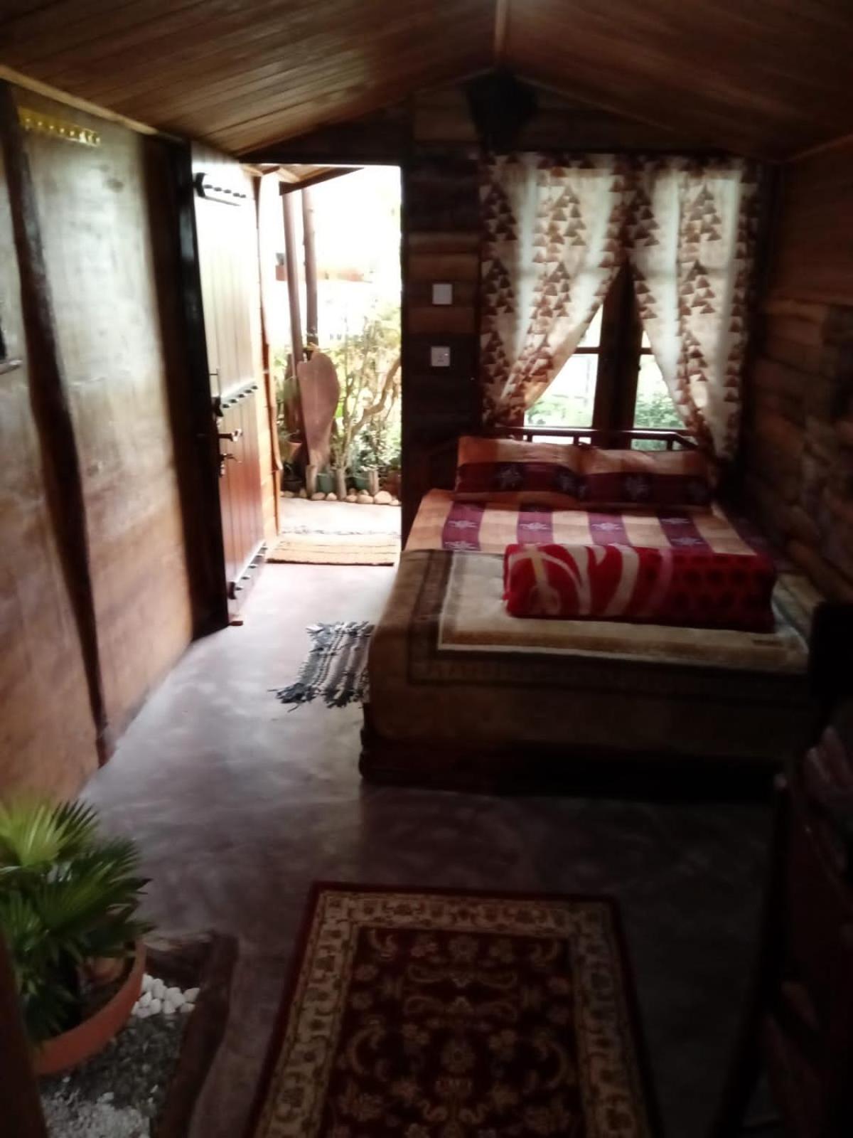 Deluxe Room (2 Adults + 1 Child) photo 3