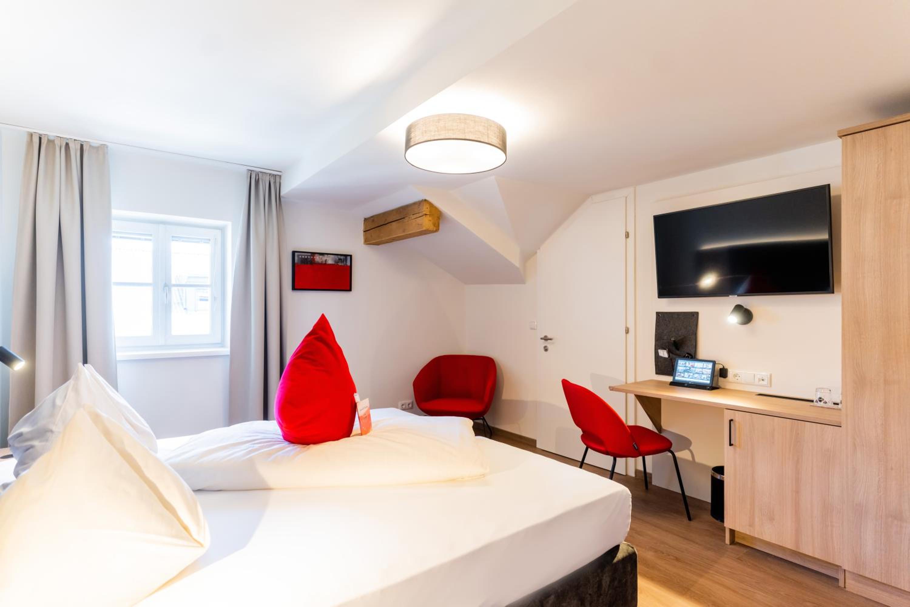 Small Budget Double Room photo 3