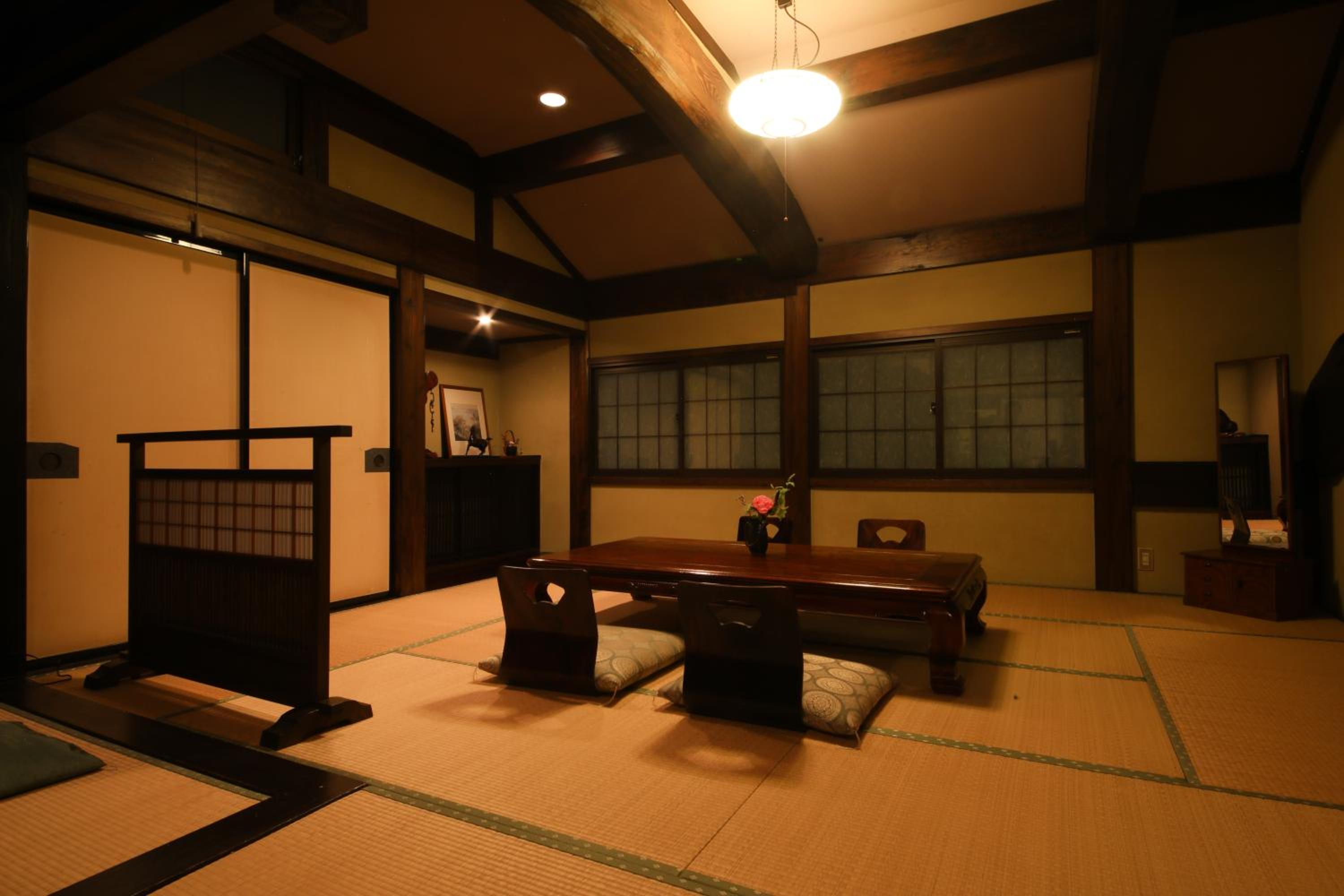 Deluxe Japanese Style Room