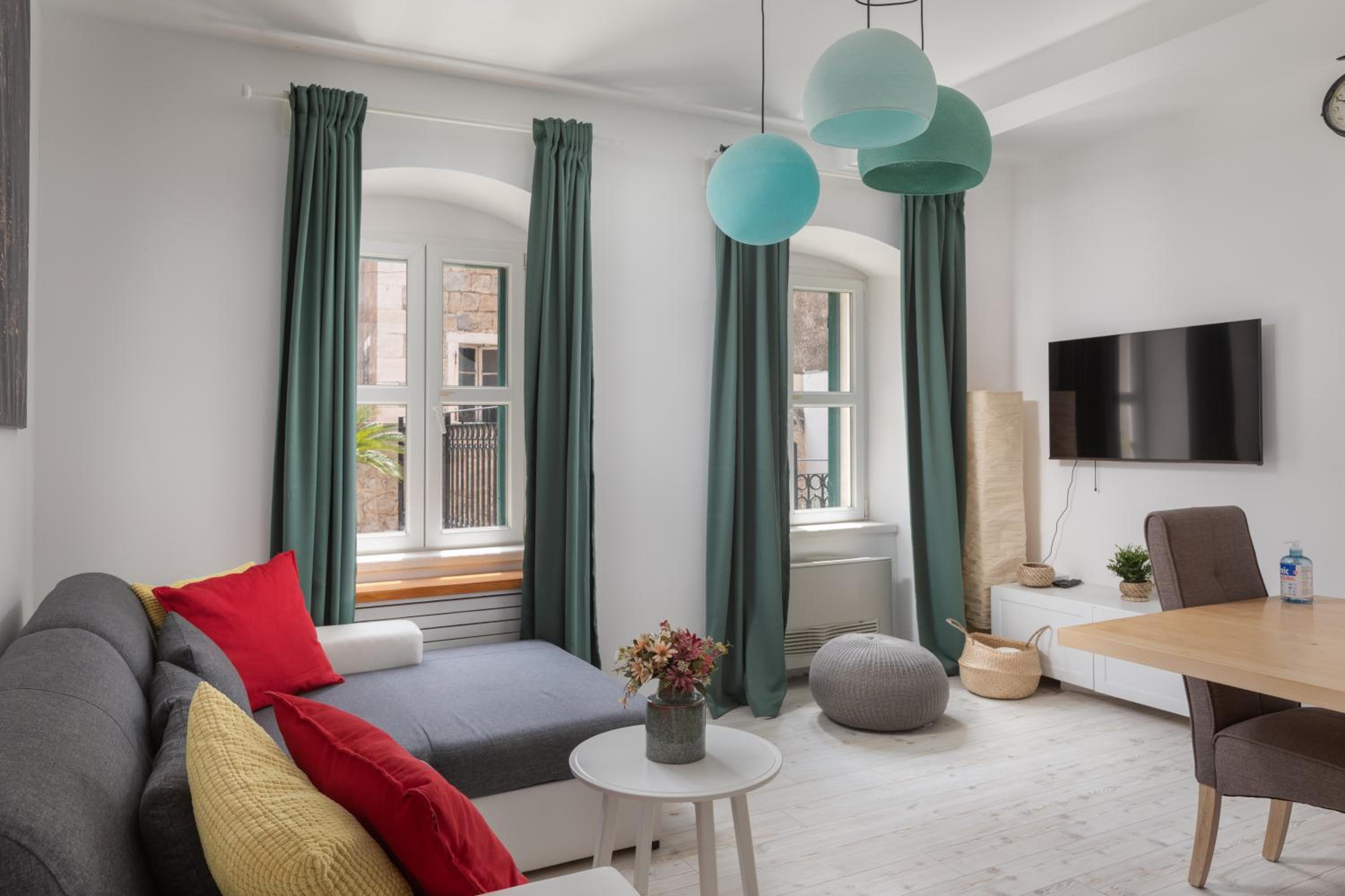Apartment with Balcony