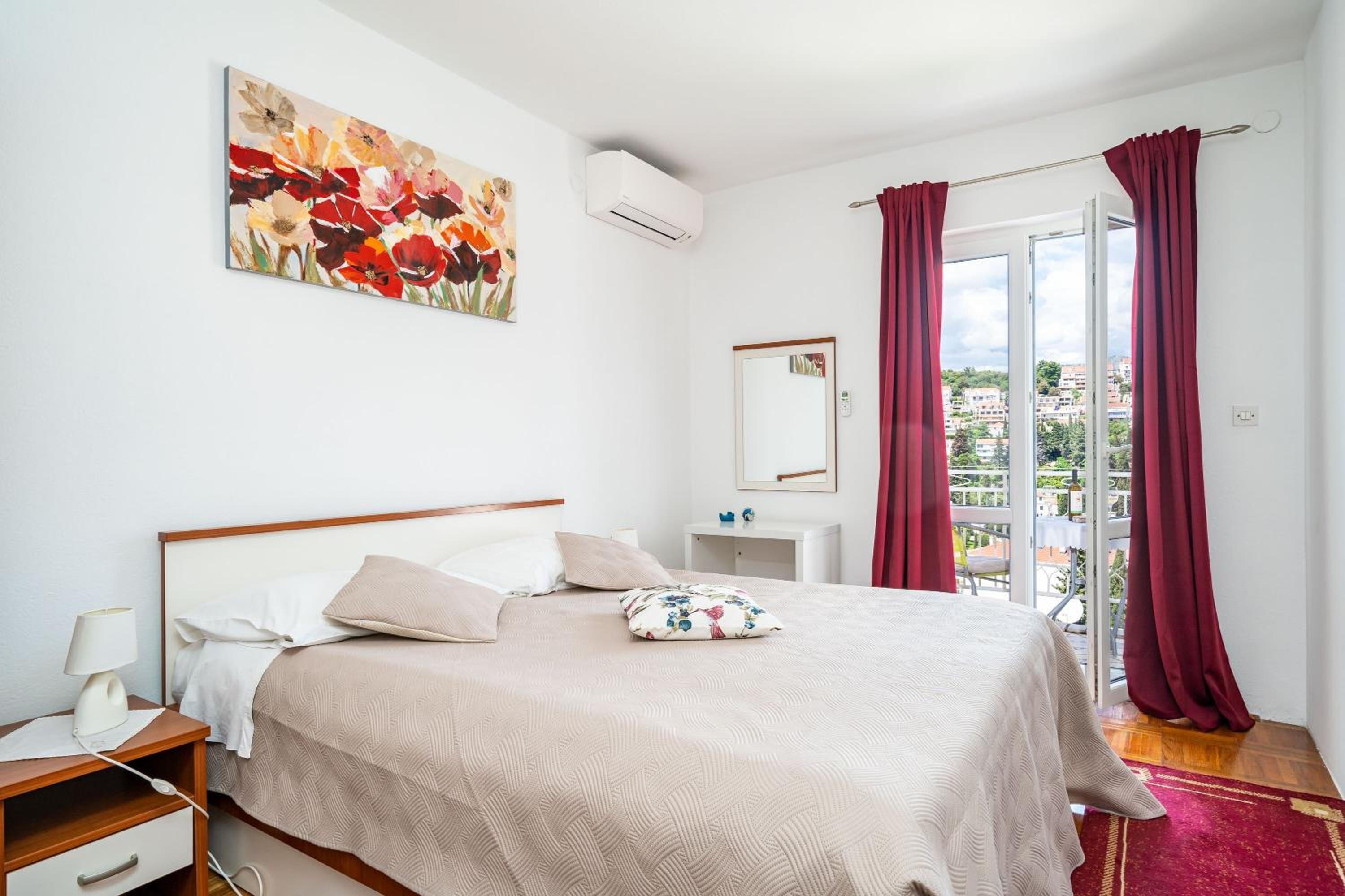 Two-Bedroom Apartment with Balcony and Sea View