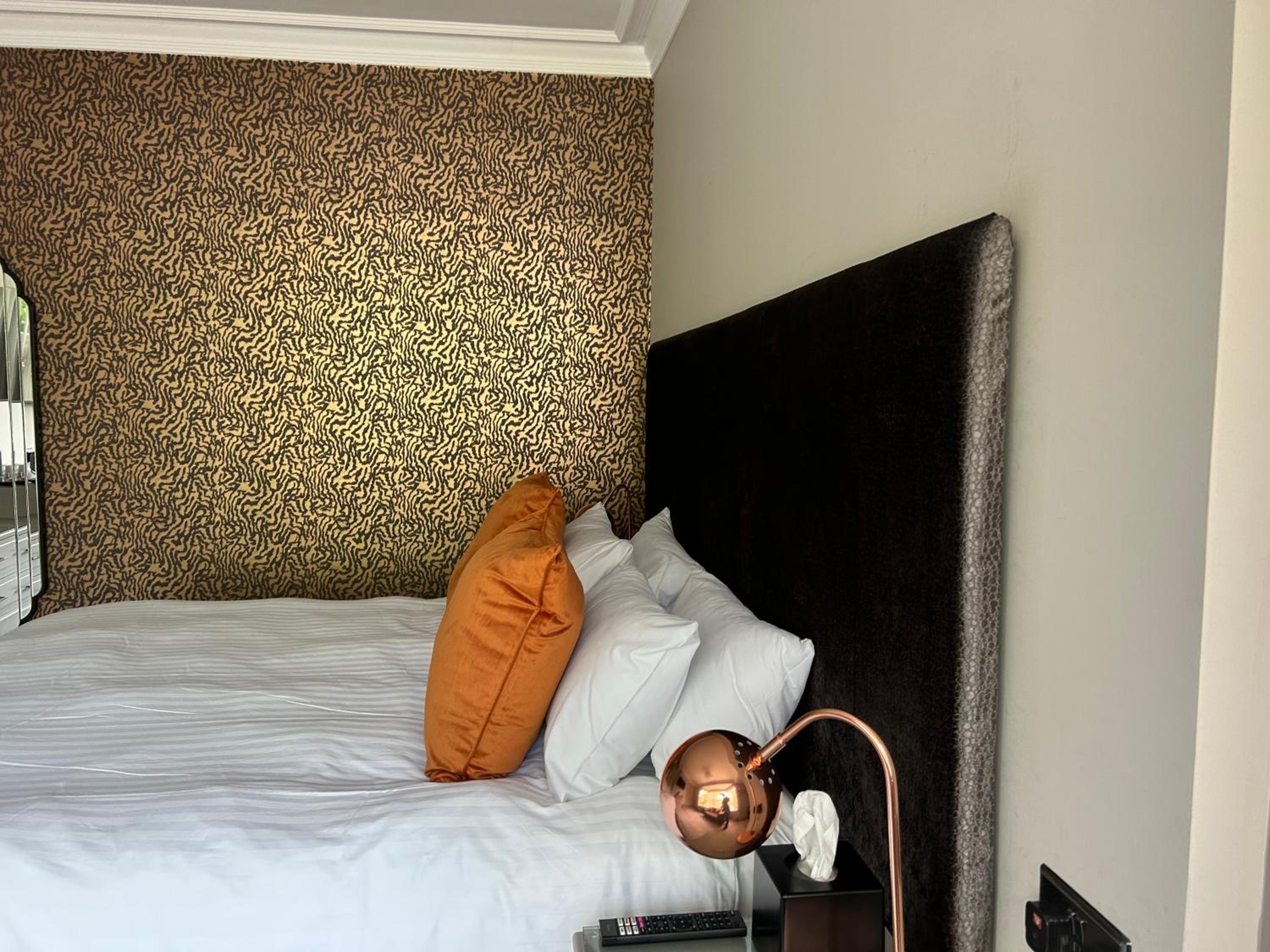 Superior Deluxe Double or Twin Room  - Photo 14