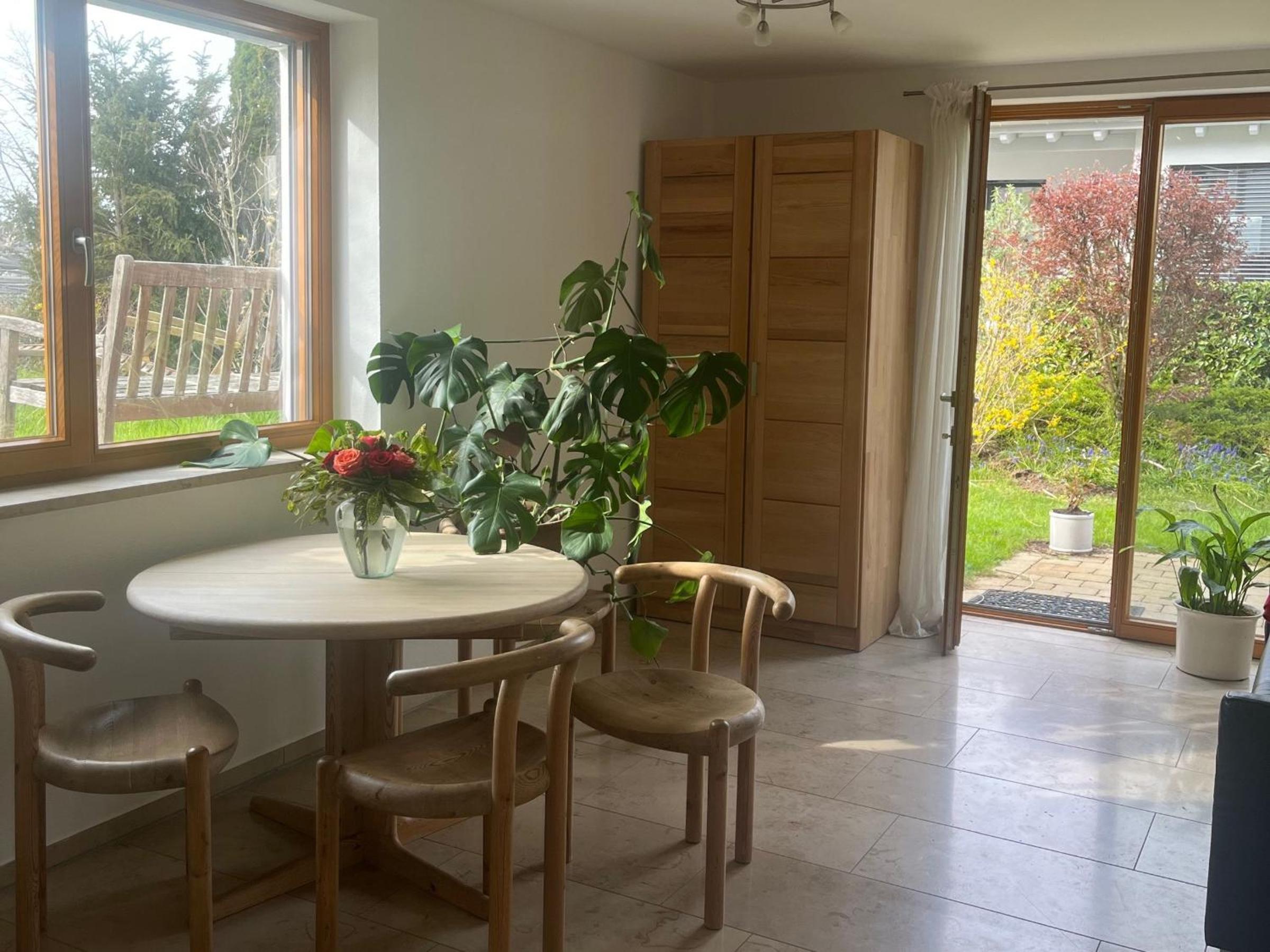 One-Bedroom Apartment with Garden View photo 3
