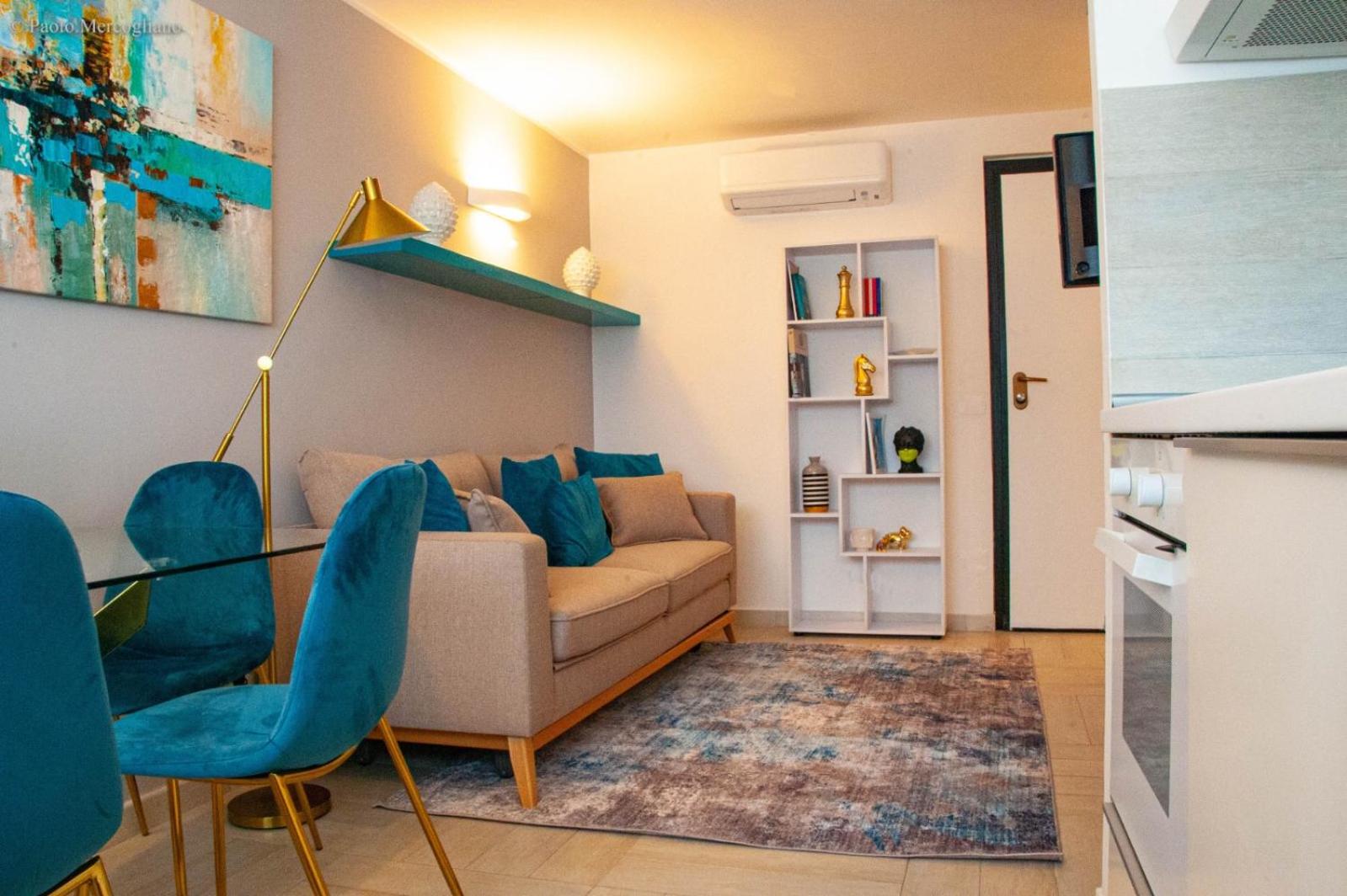 One-Bedroom Apartment photo 3