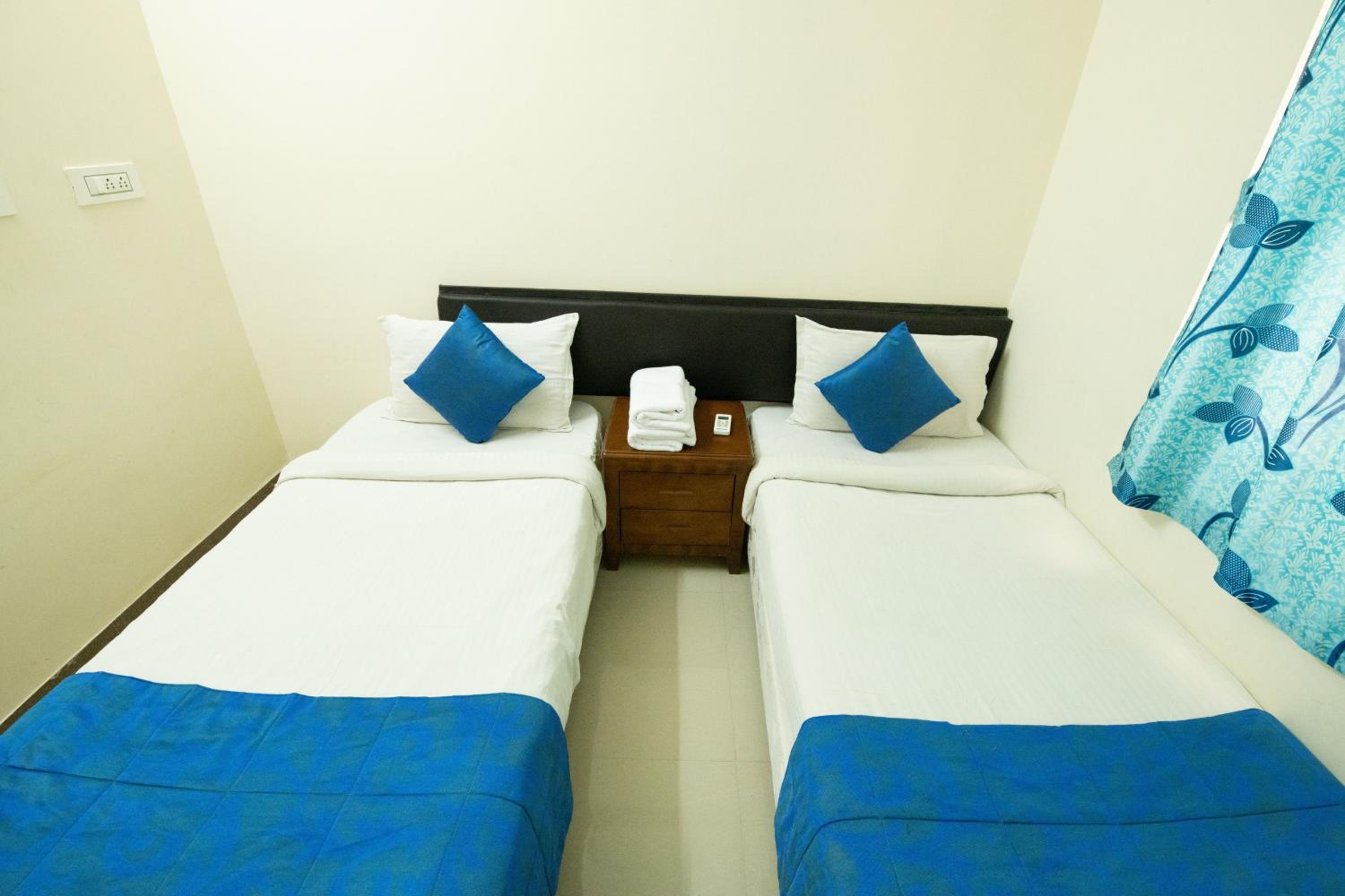 Double Room - Photo 5