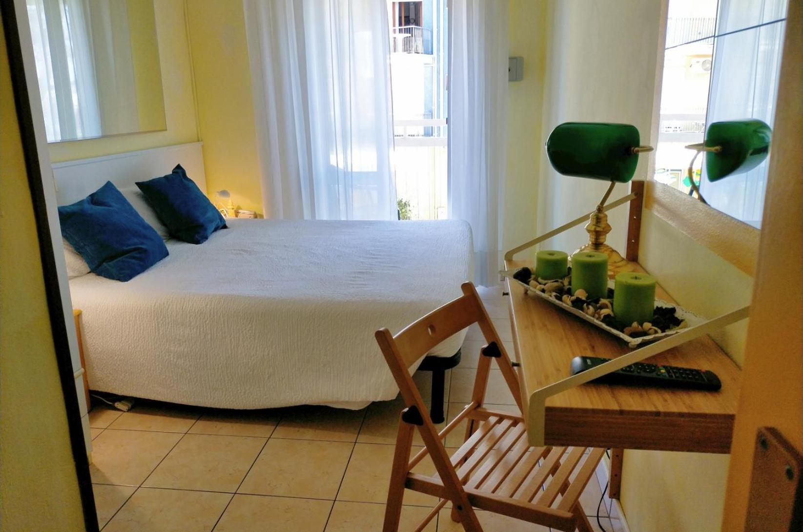Small Single Room