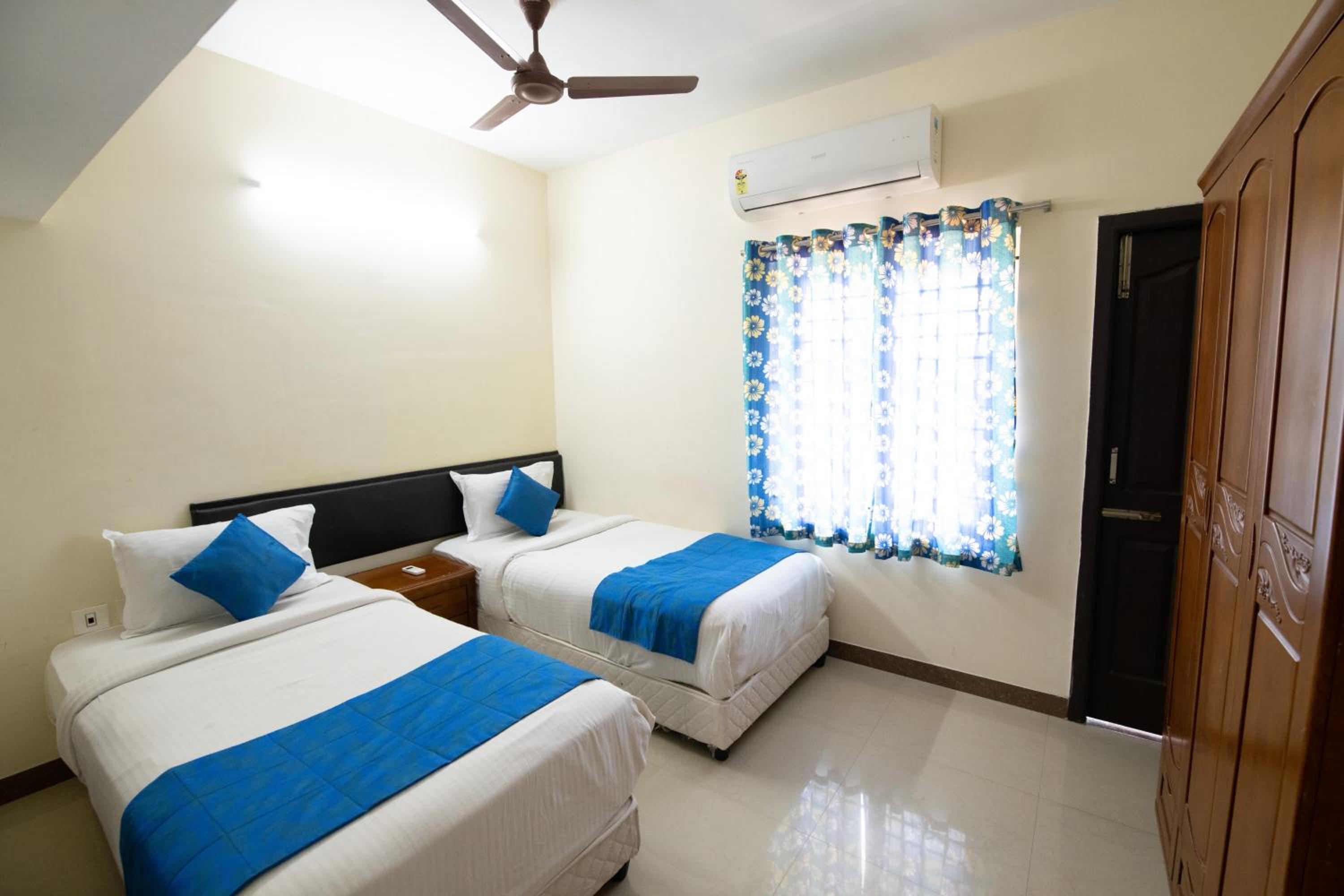 Deluxe Double Room With Balcony photo 3