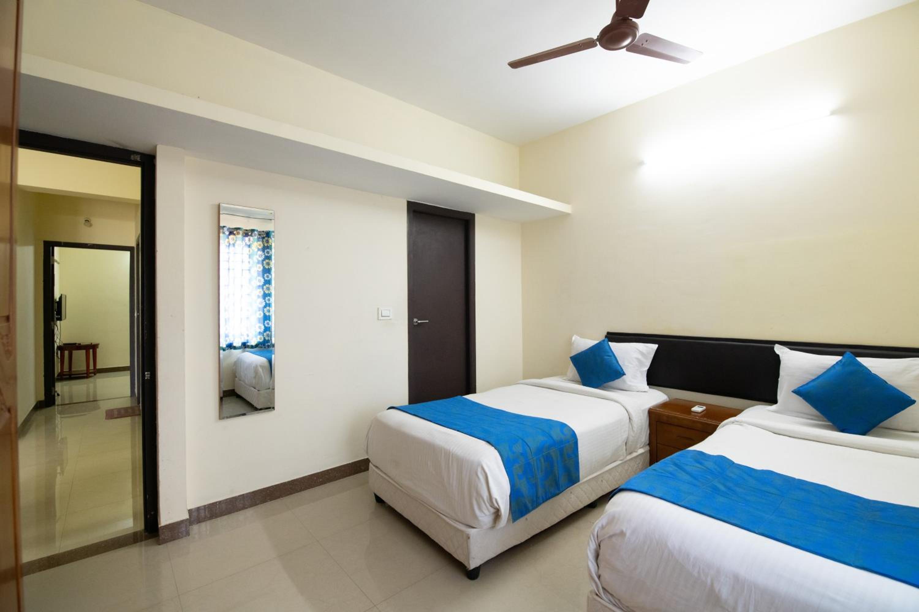 Deluxe Double Room With Balcony photo 2