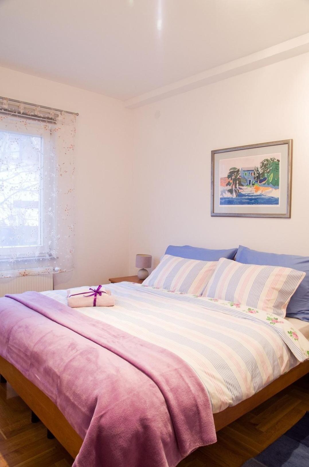Three-Bedroom Apartment - Photo 7