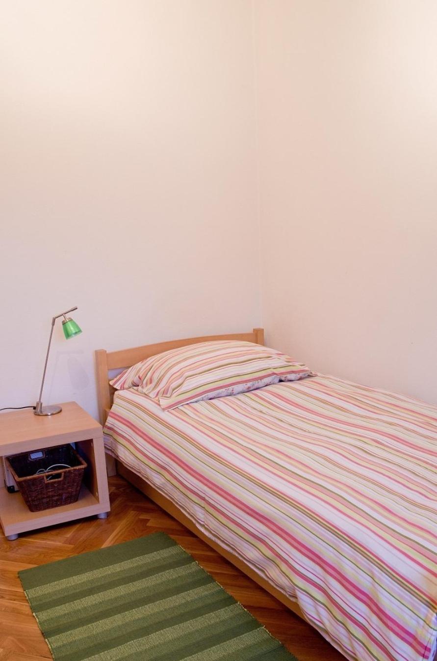 Three-Bedroom Apartment - Photo 8