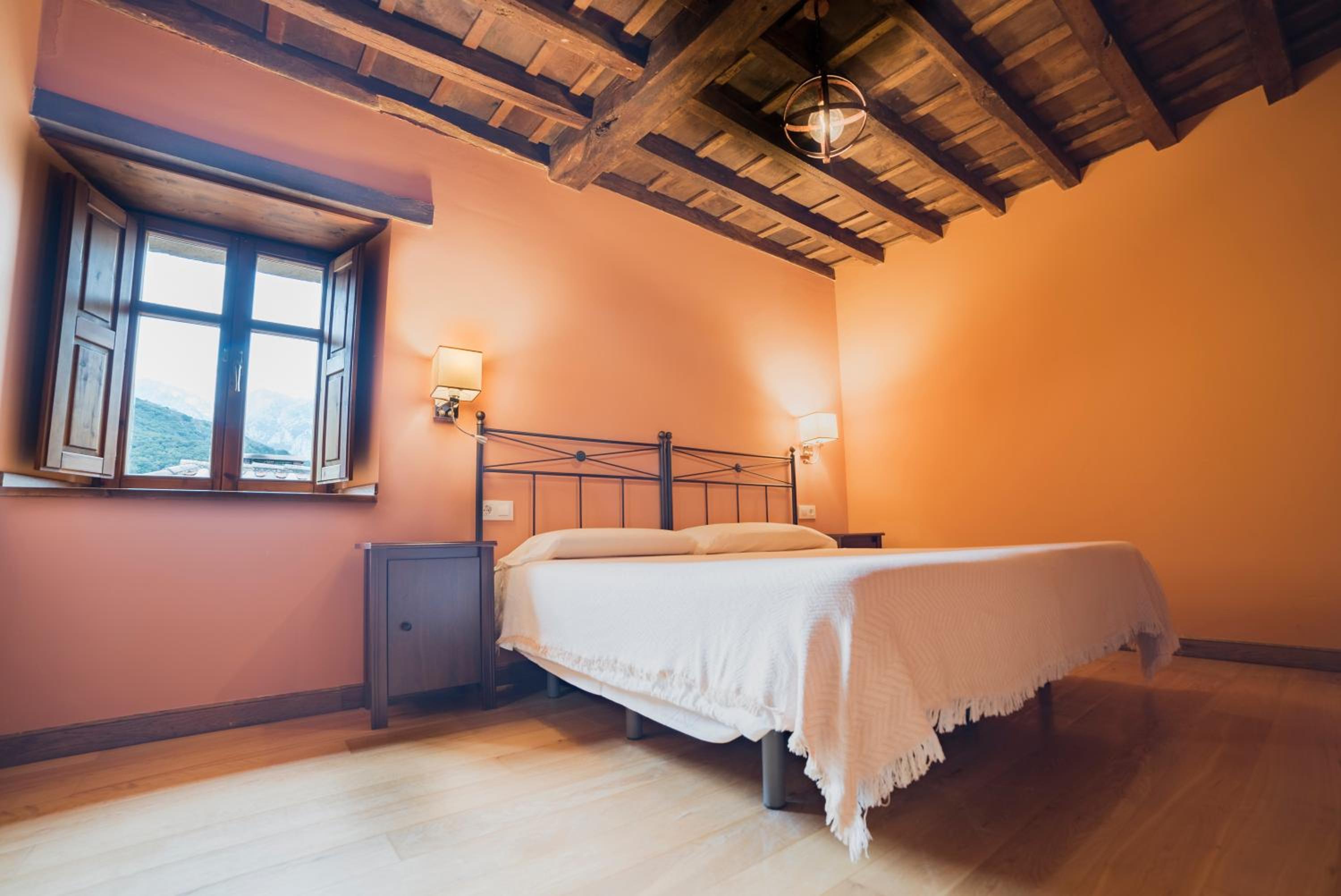Standard Double or Twin Room photo 2