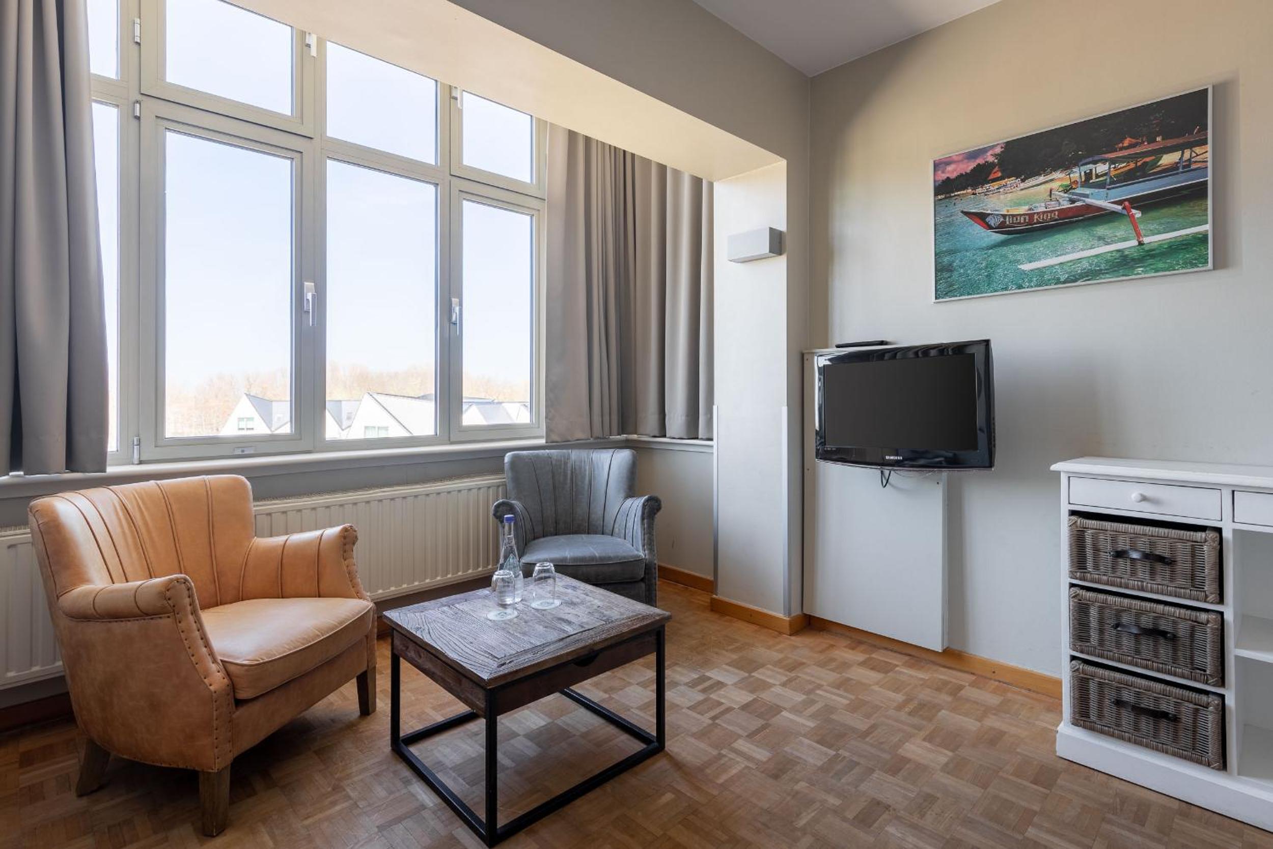 Comfort Apartment - Photo 9