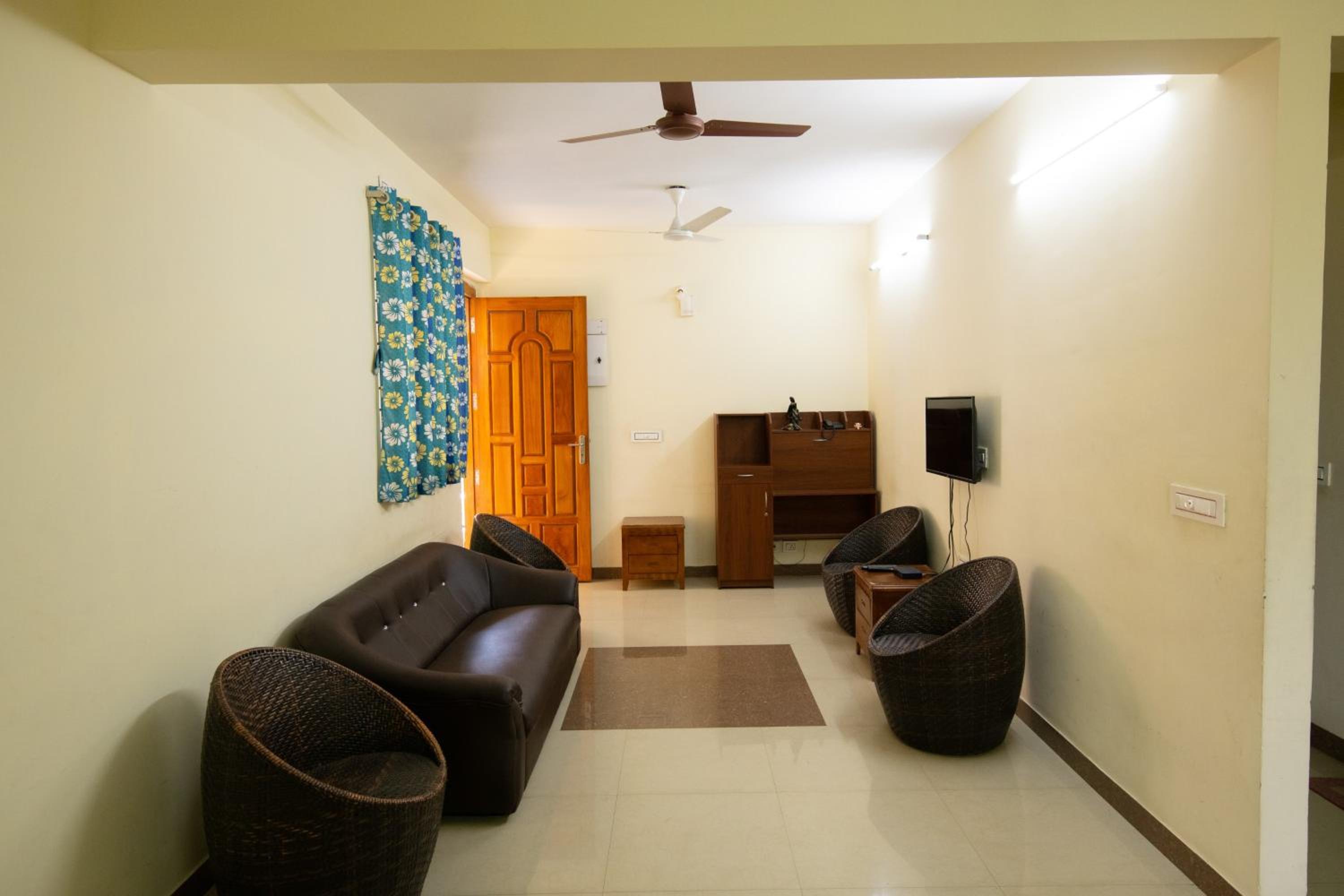 Two-Bedroom Apartment photo 2