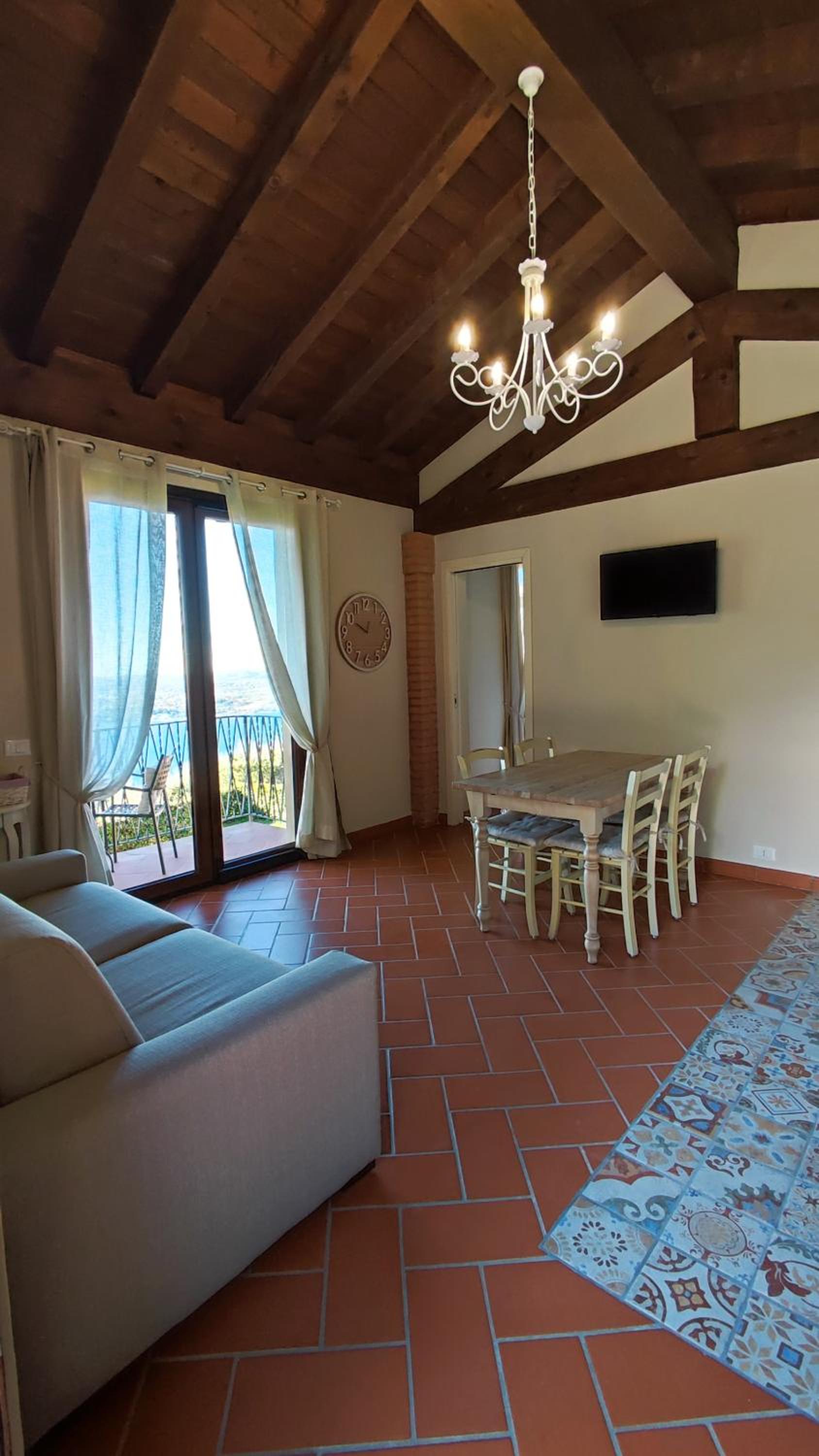 Apartment with Lake View photo 3