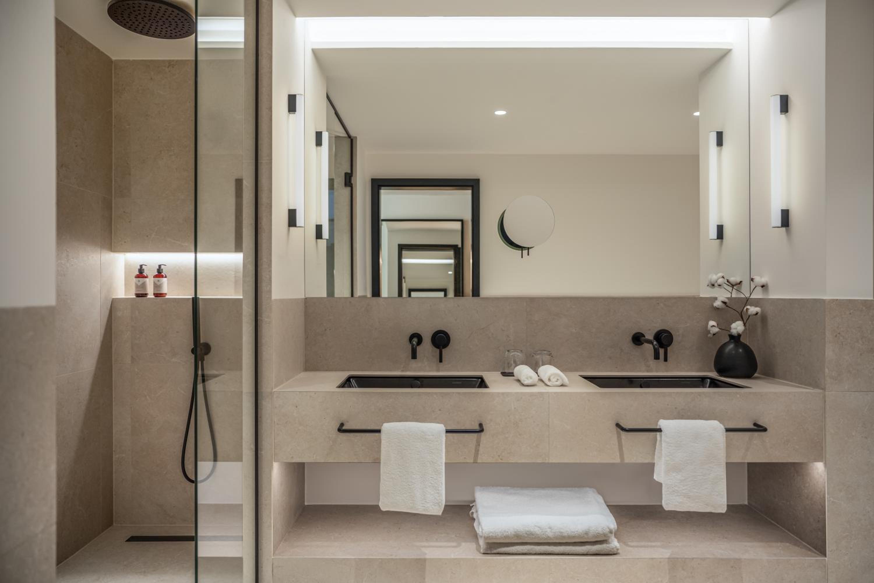 Junior Suite - Photo 7