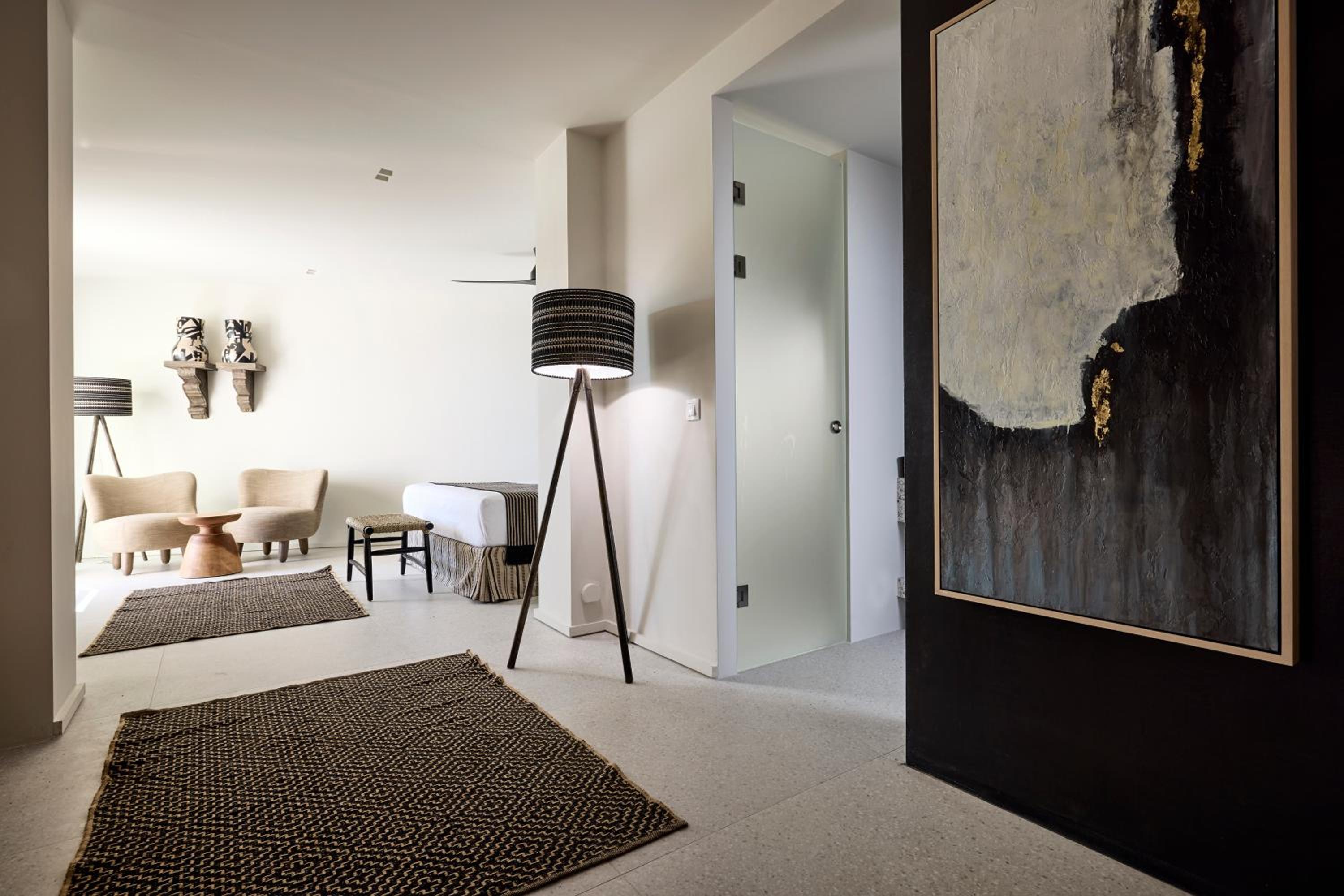 Signature Suite with Sea View - Photo 10