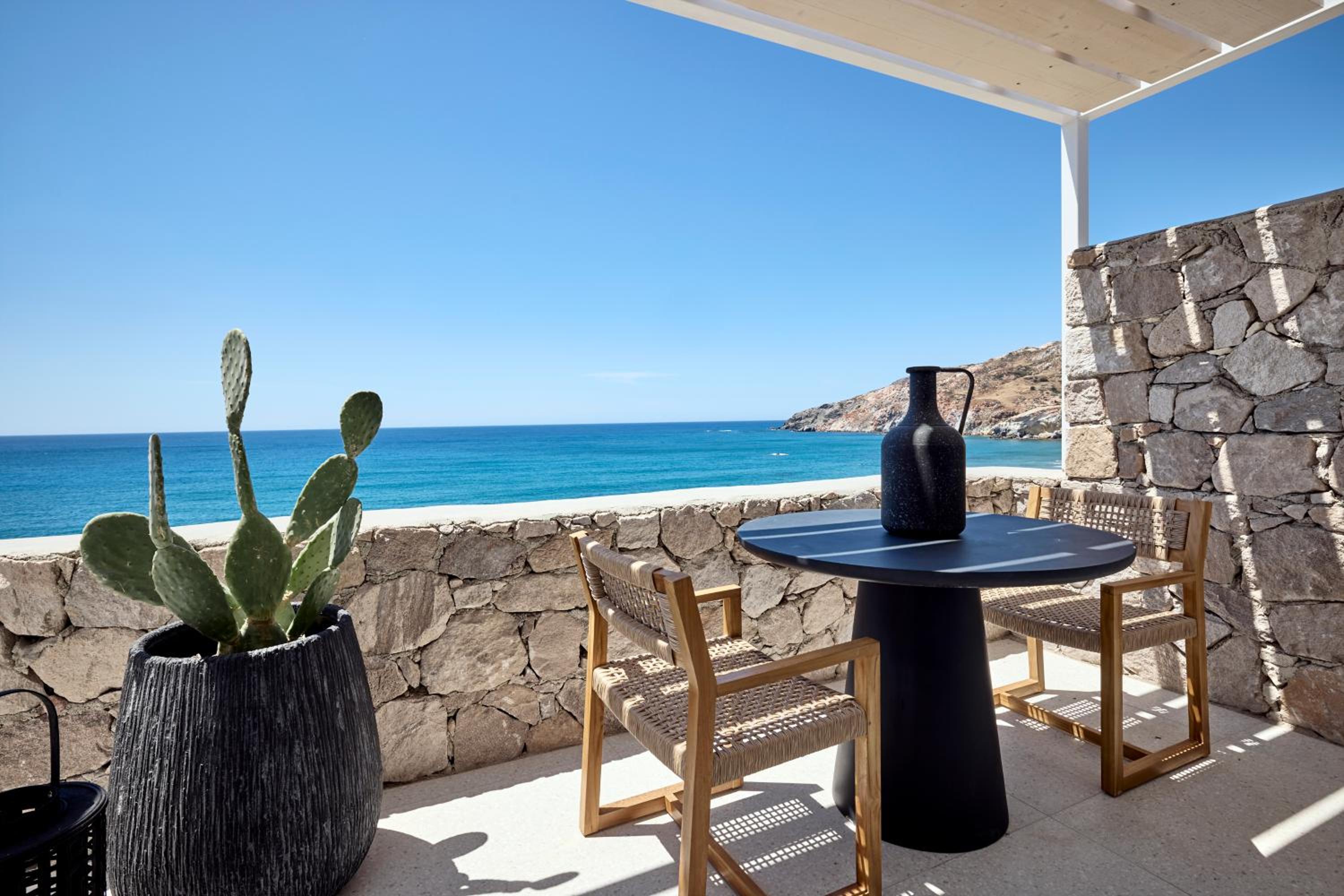 Signature Suite with Sea View - Photo 16