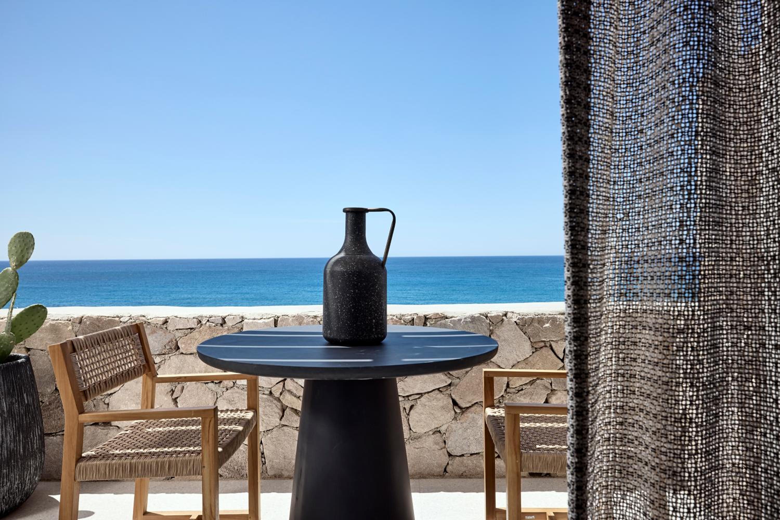 Signature Suite with Sea View - Photo 15